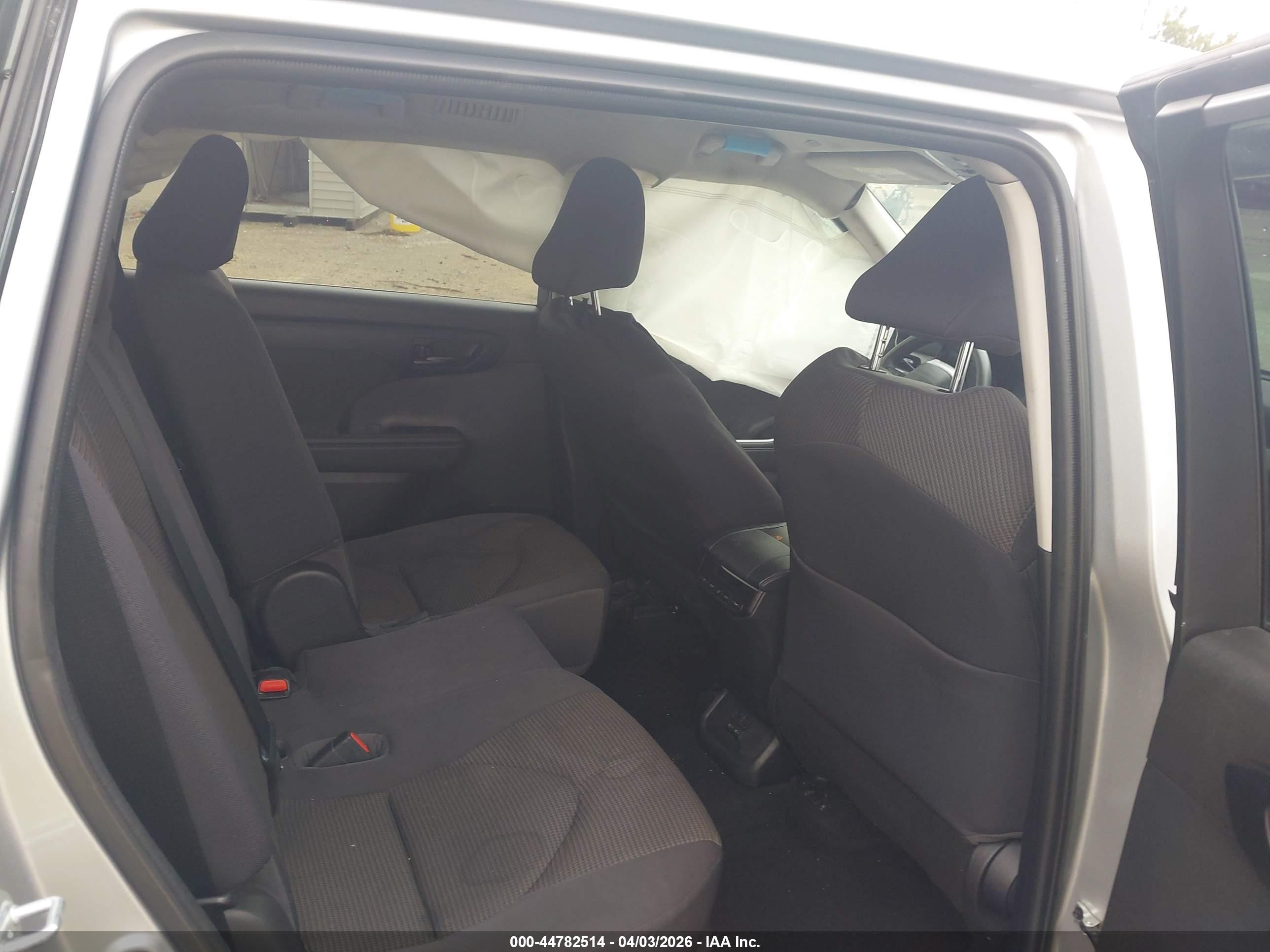 TOYOTA HIGHLANDER image 8