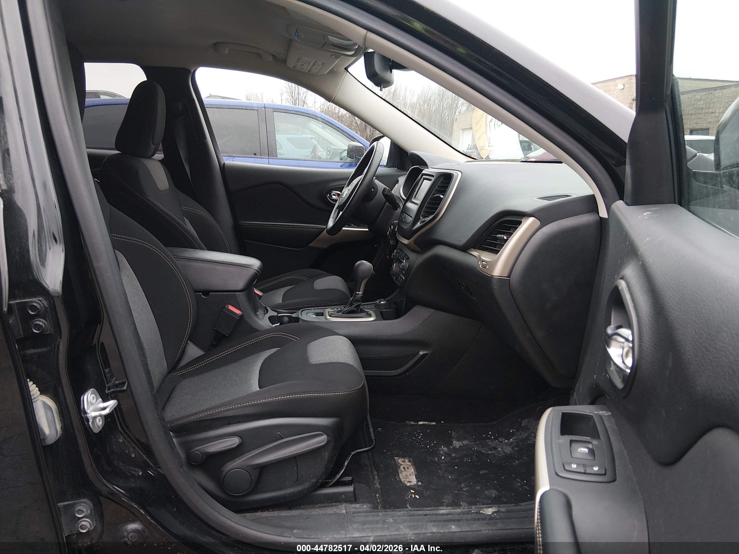 JEEP CHEROKEE image 5