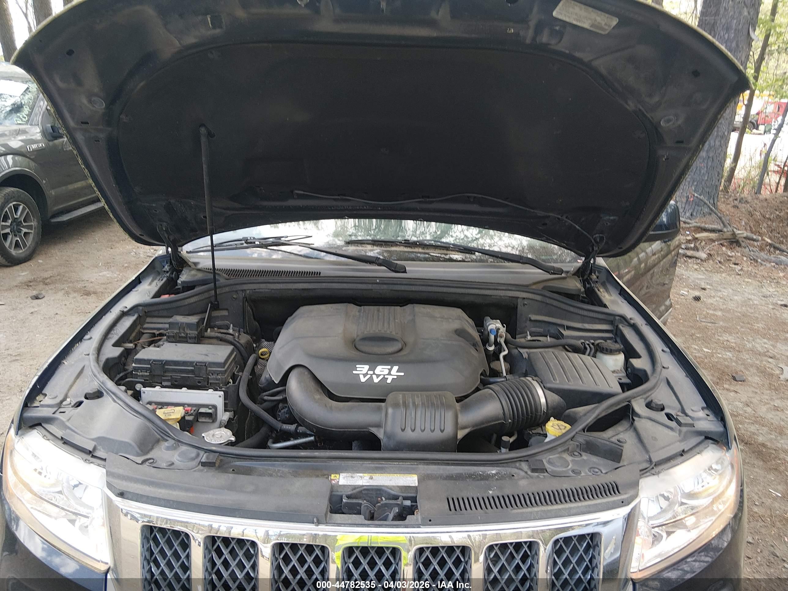 JEEP GRAND image 10