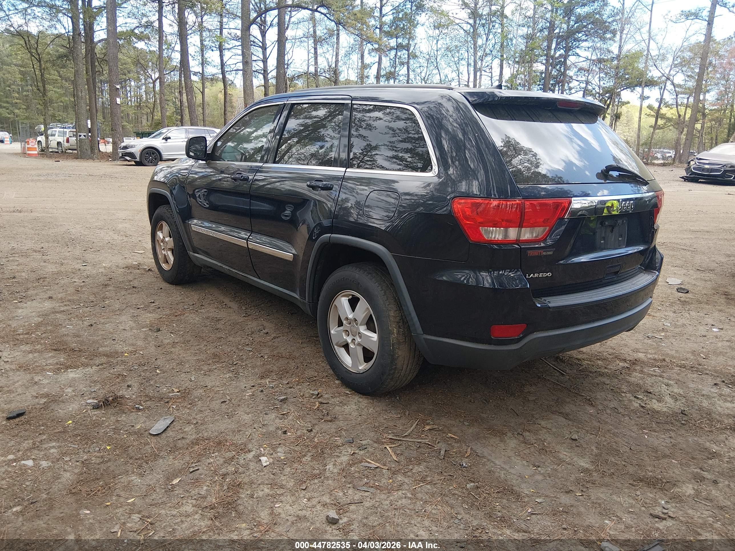 JEEP GRAND image 3