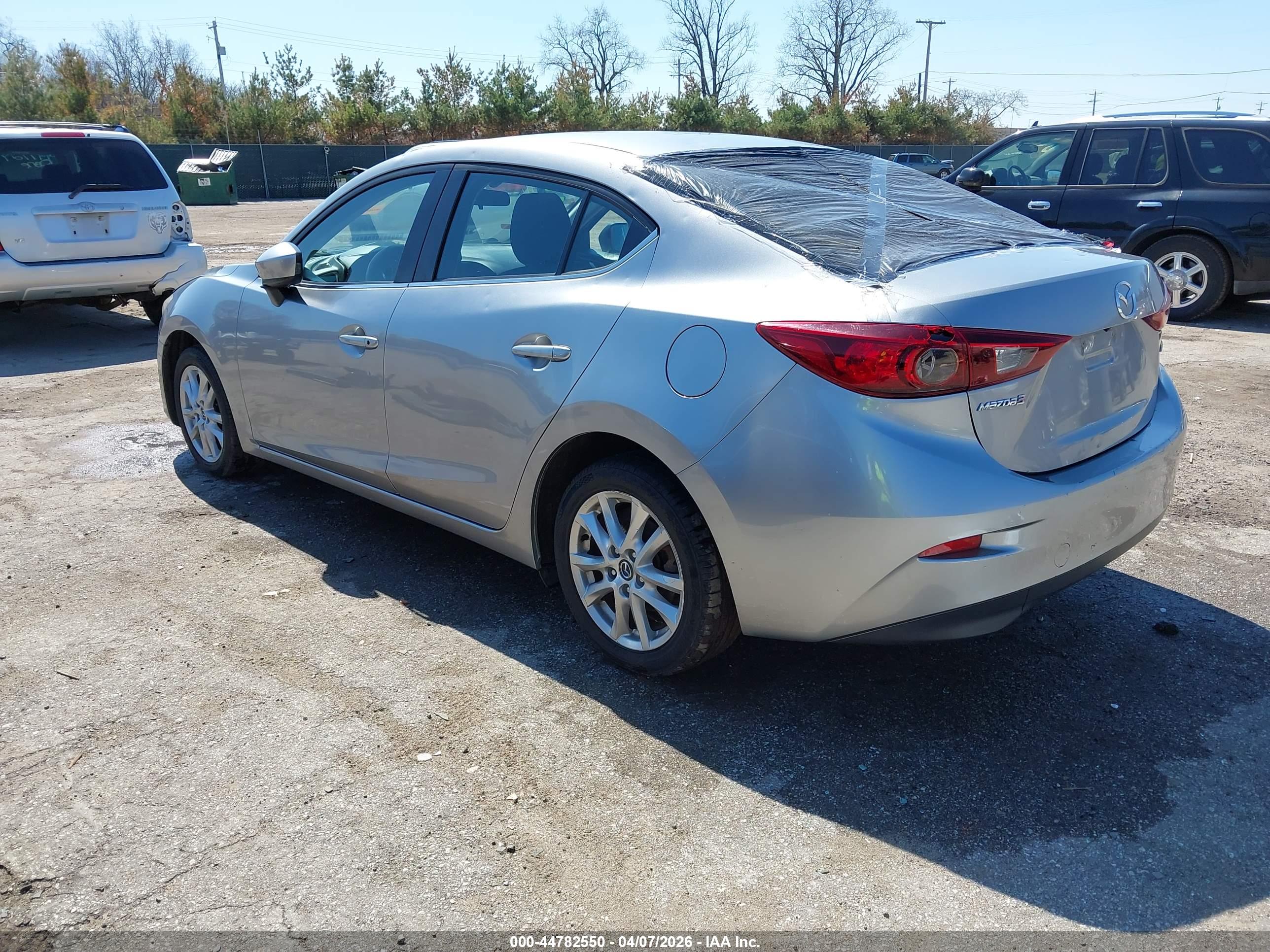 MAZDA MAZDA3 image 3