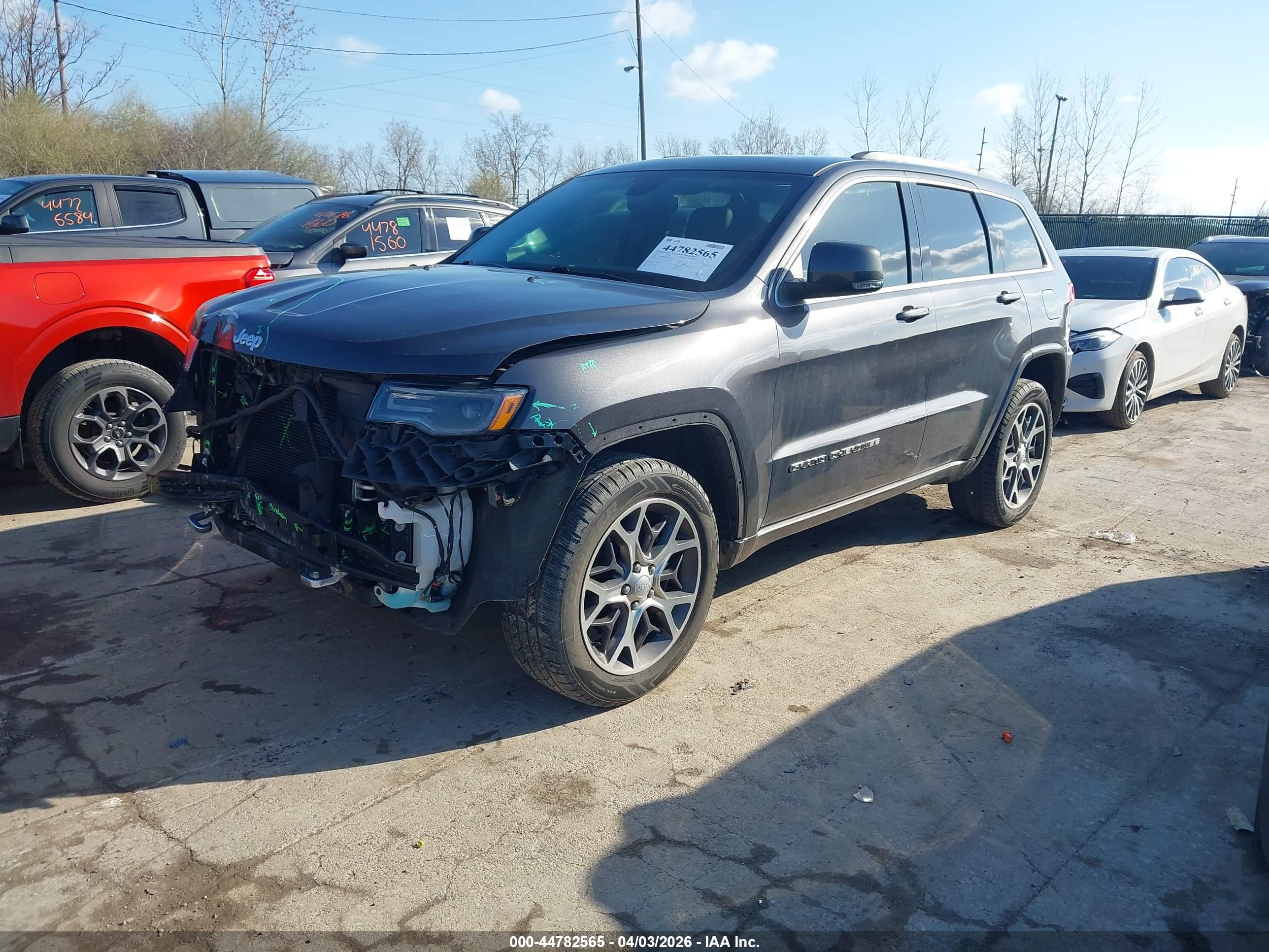 JEEP GRAND image 2