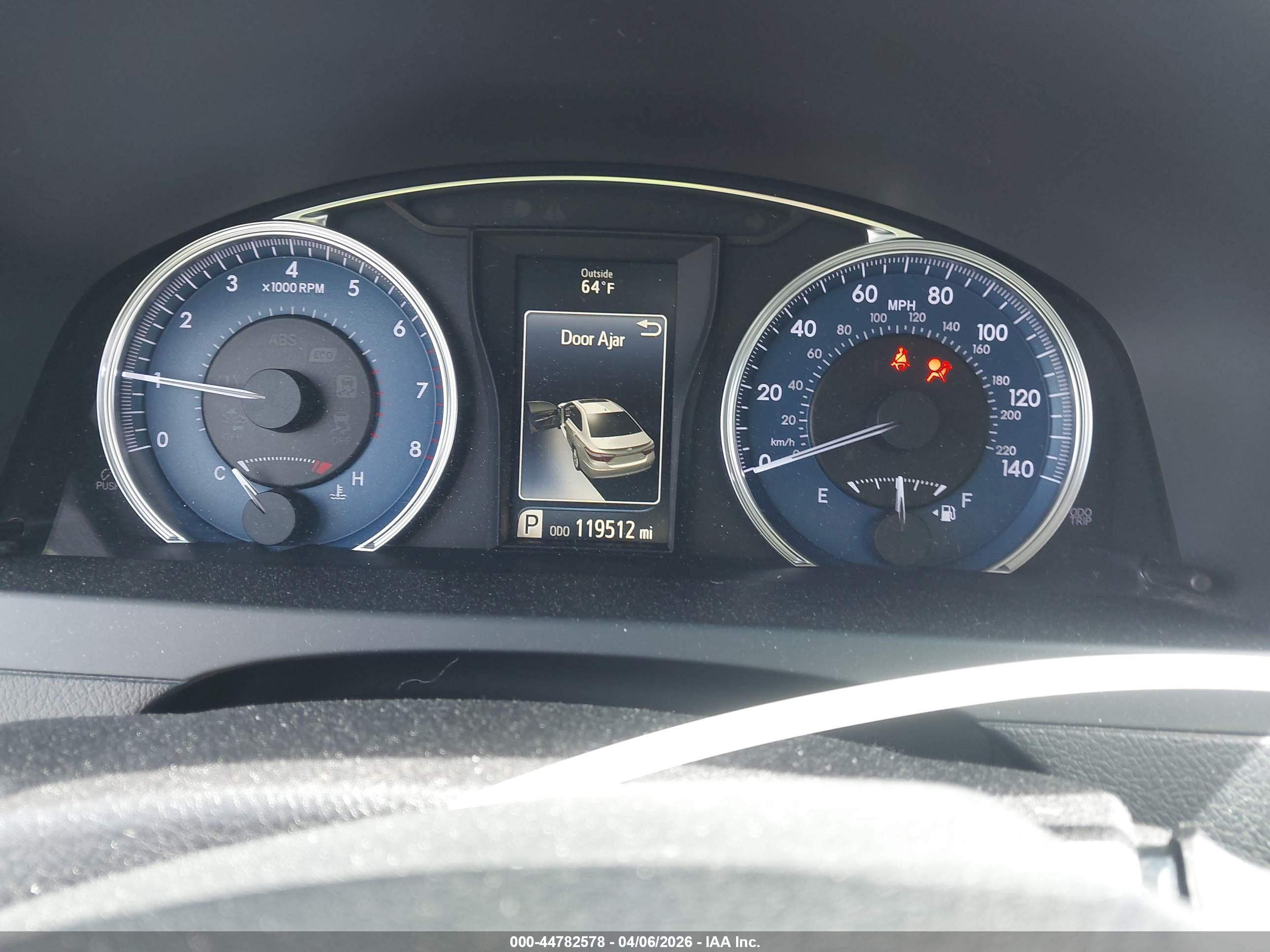 TOYOTA CAMRY image 7
