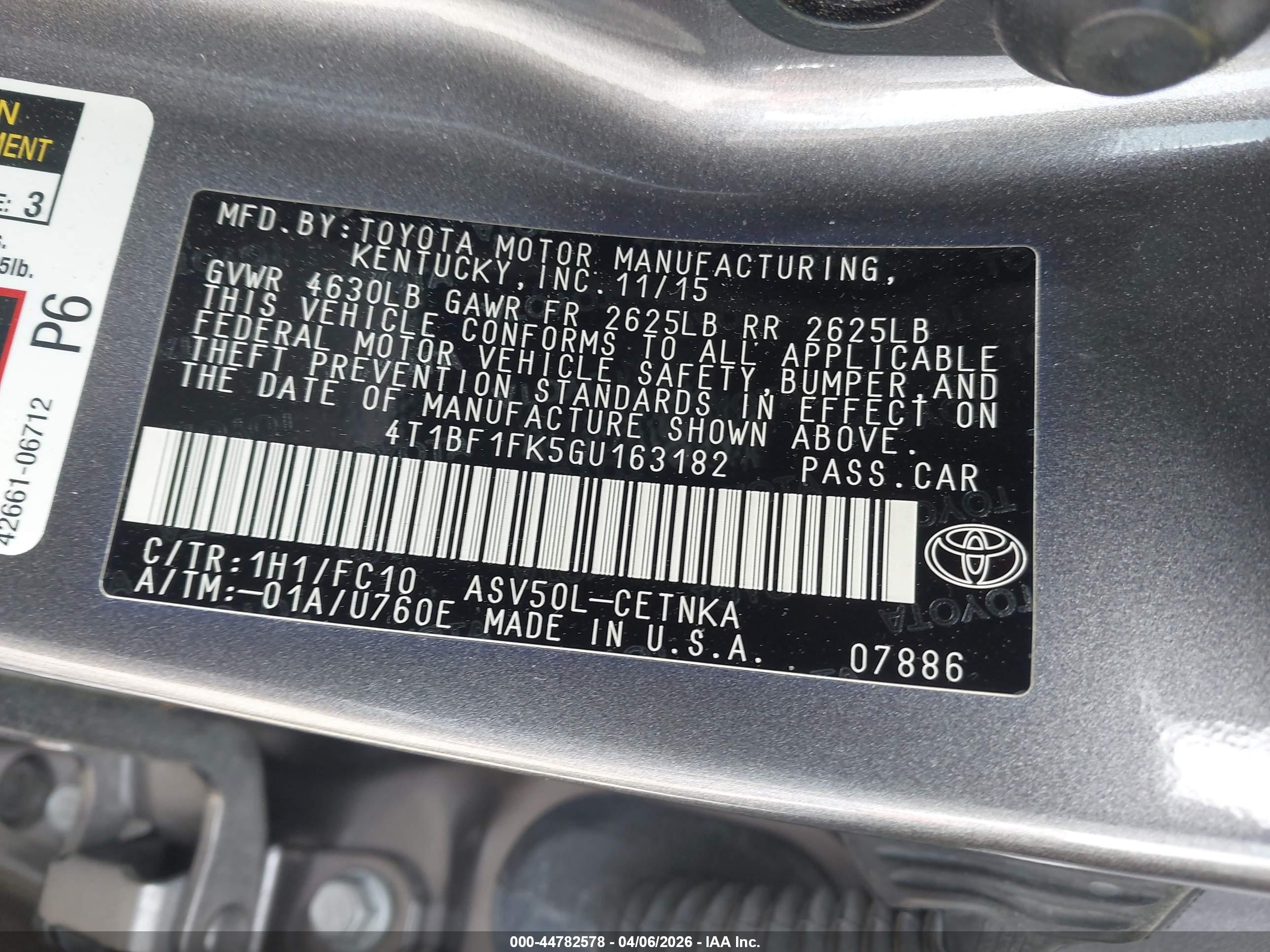TOYOTA CAMRY image 9