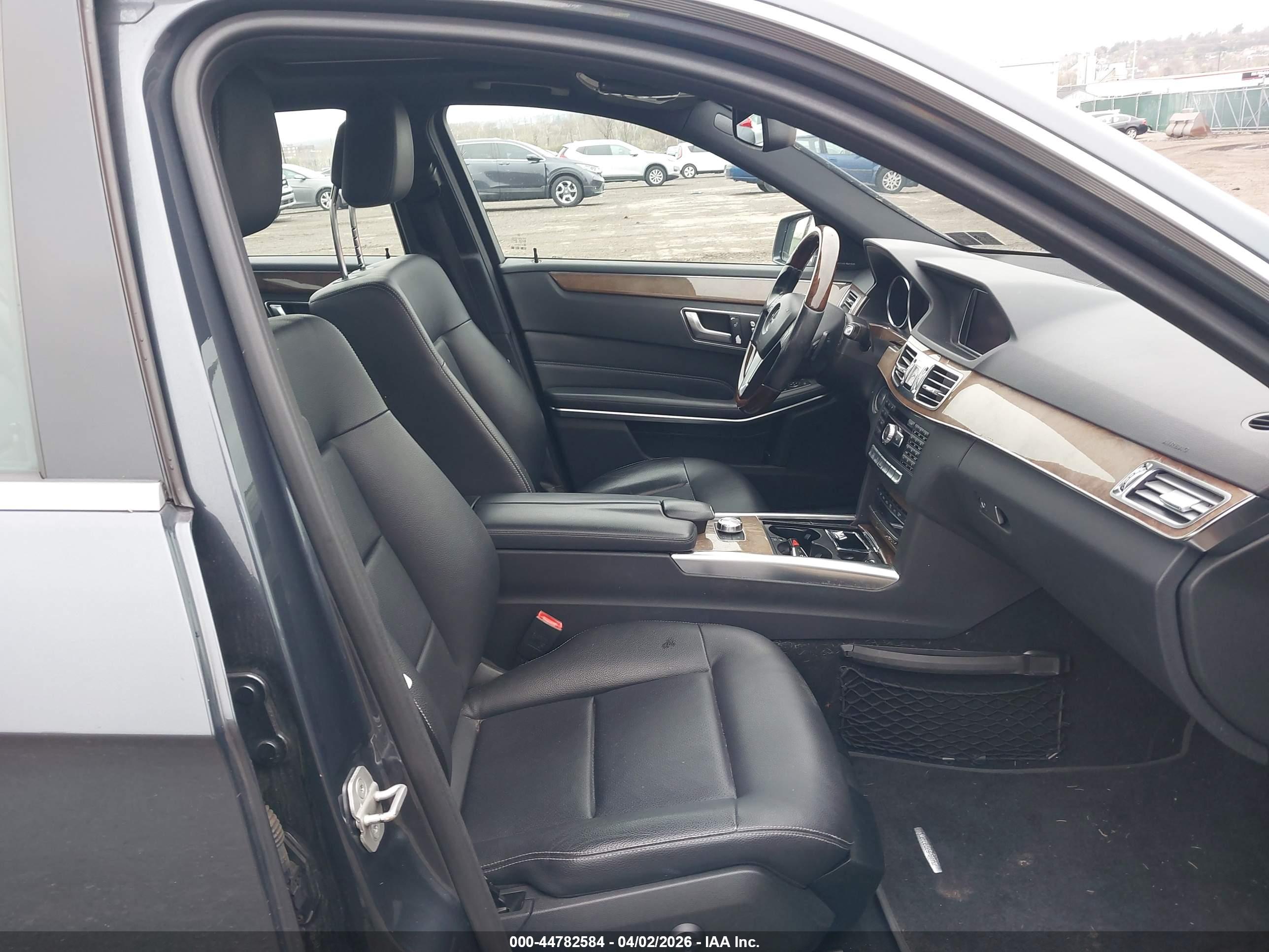 MERCEDES-BENZ E image 5