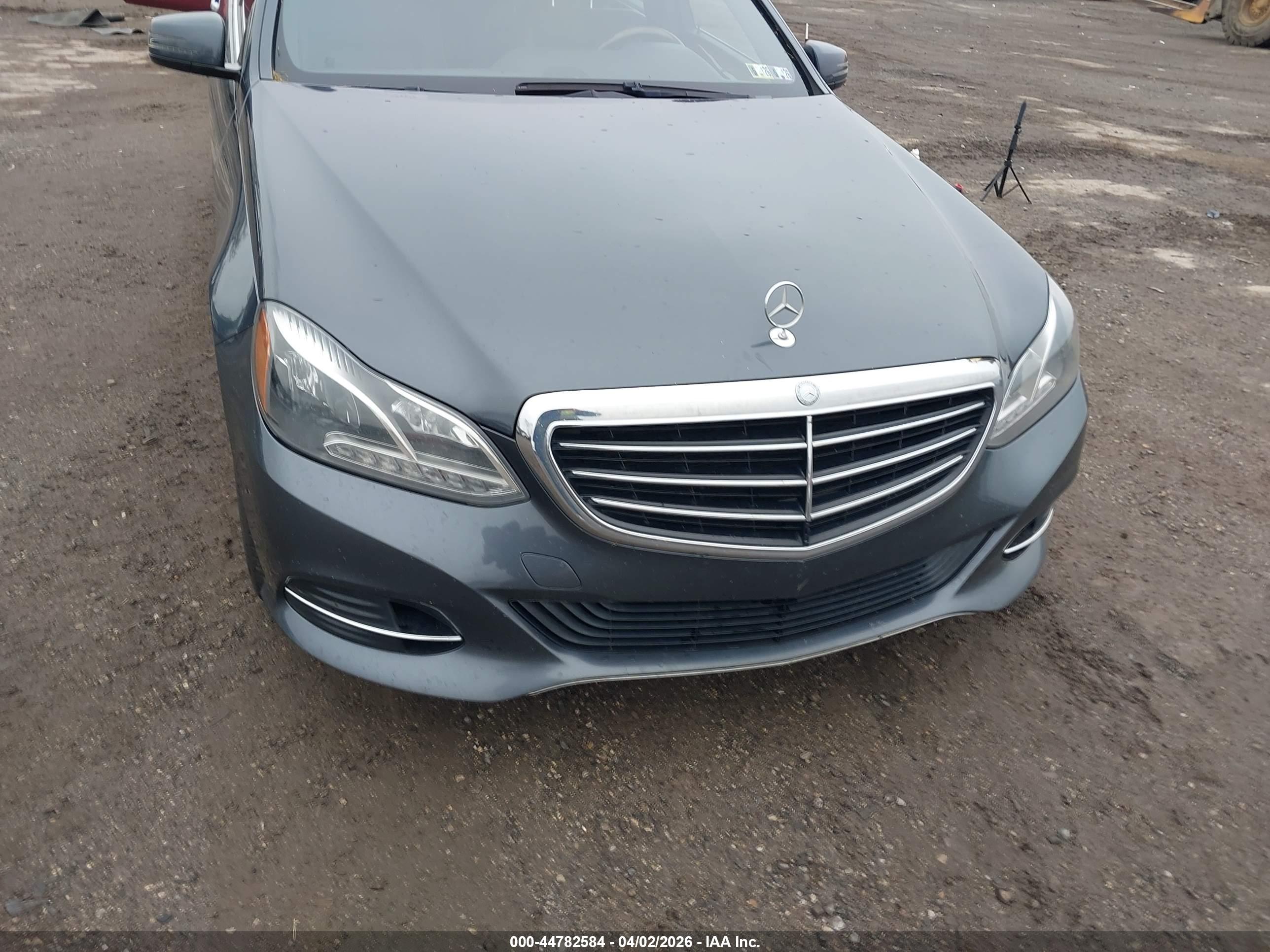 MERCEDES-BENZ E image 6