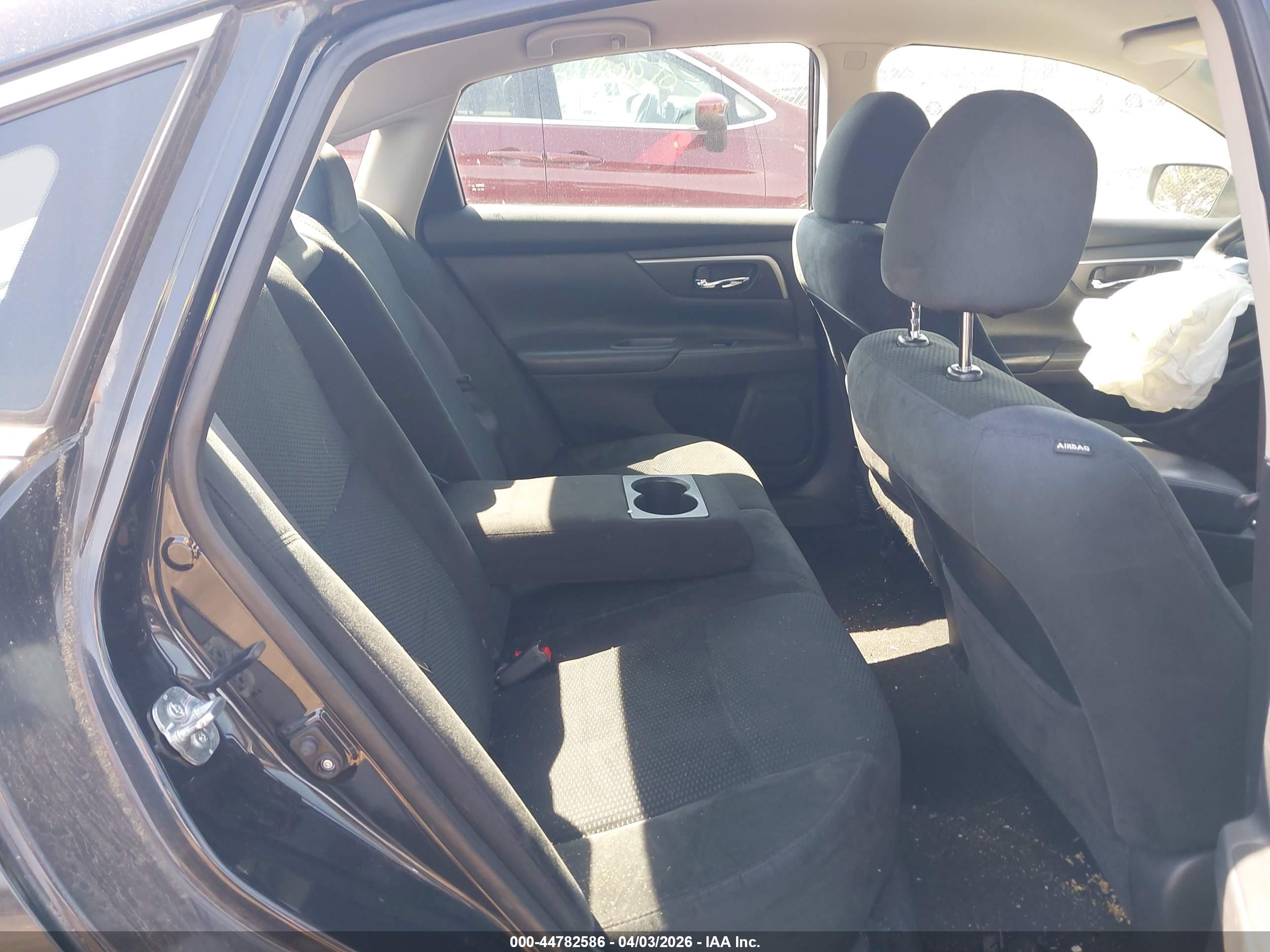 NISSAN ALTIMA image 8