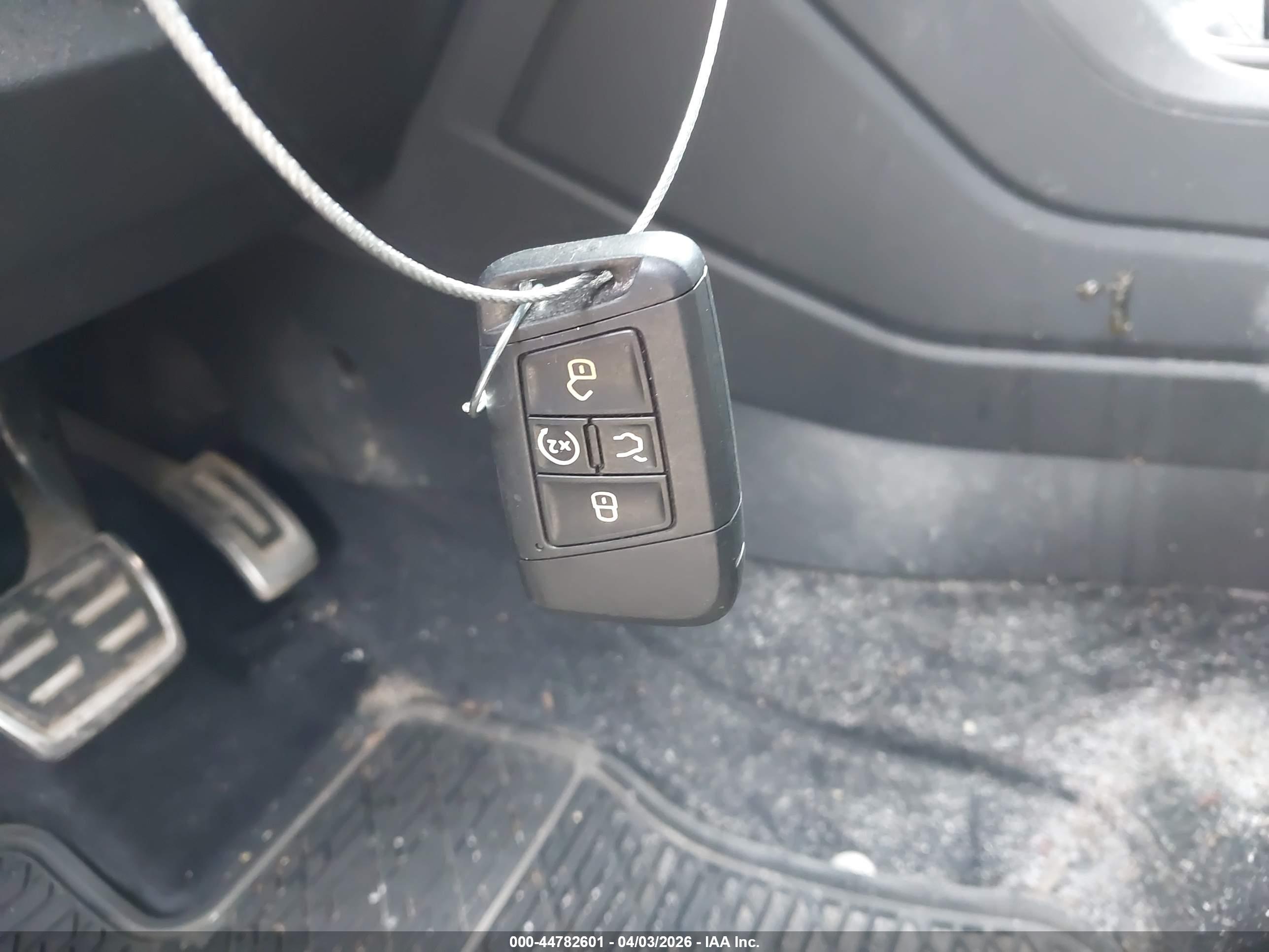 VOLKSWAGEN TIGUAN image 11