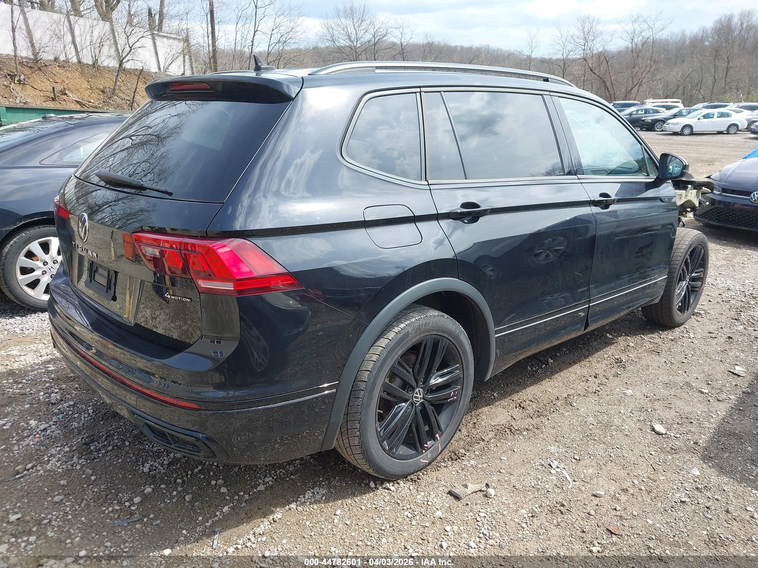 VOLKSWAGEN TIGUAN image 4