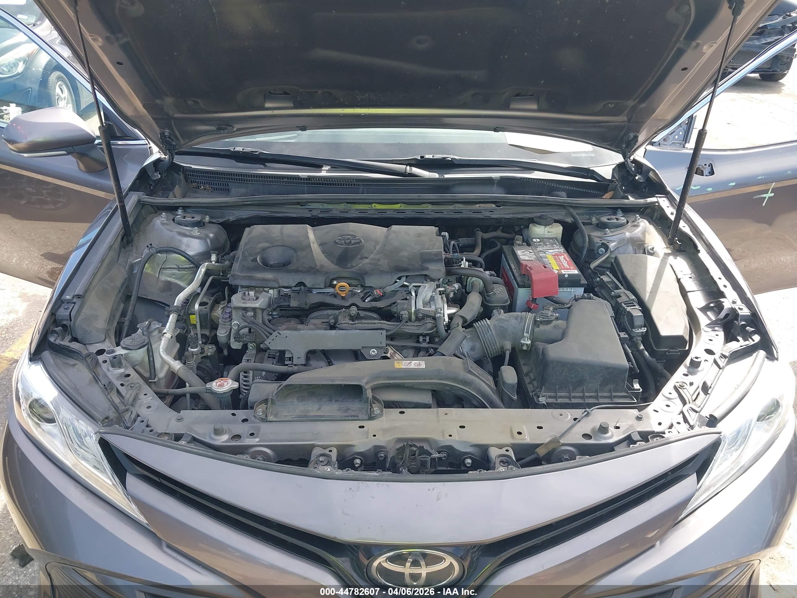 TOYOTA CAMRY image 10