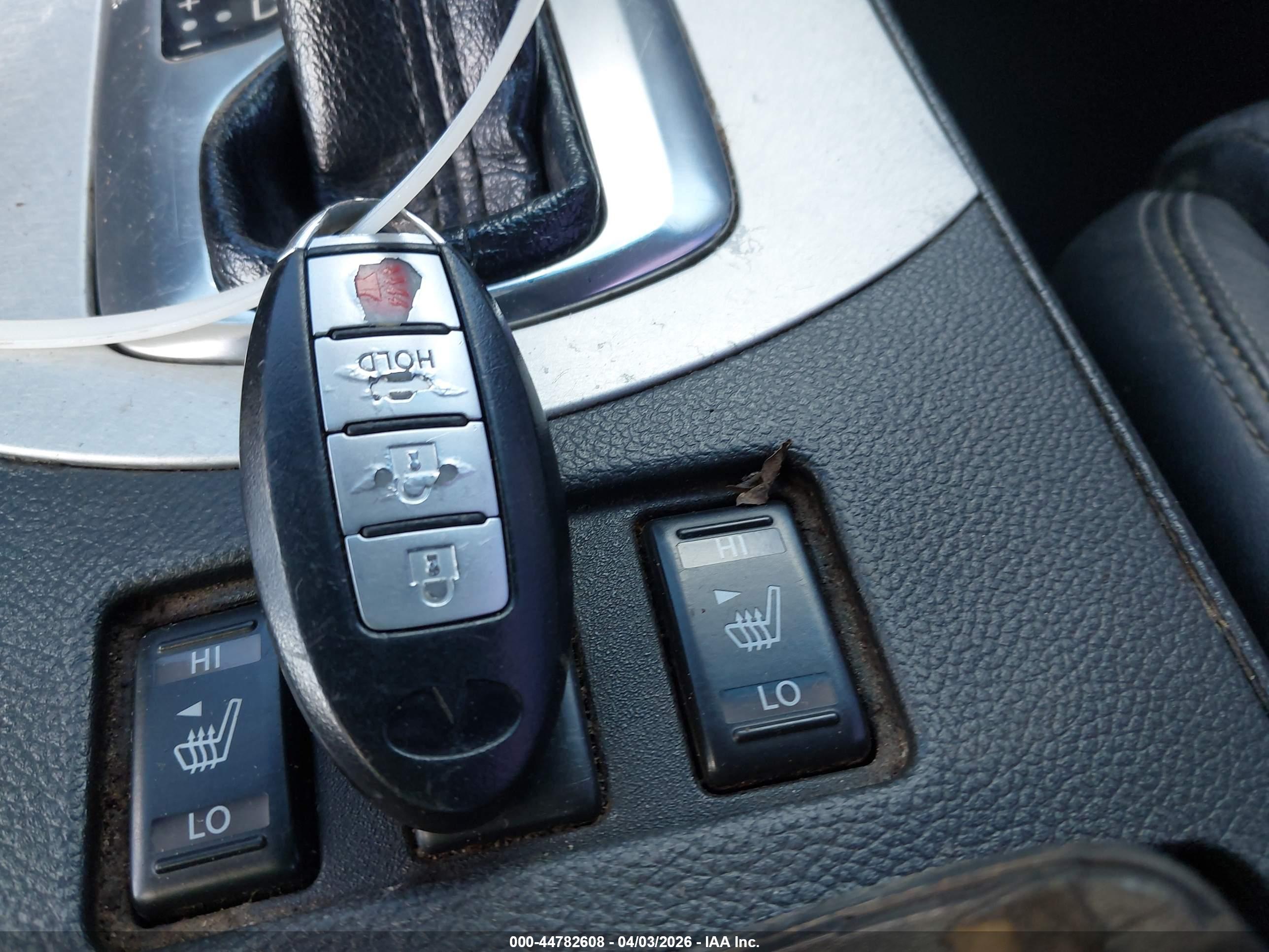 INFINITI G37 image 11