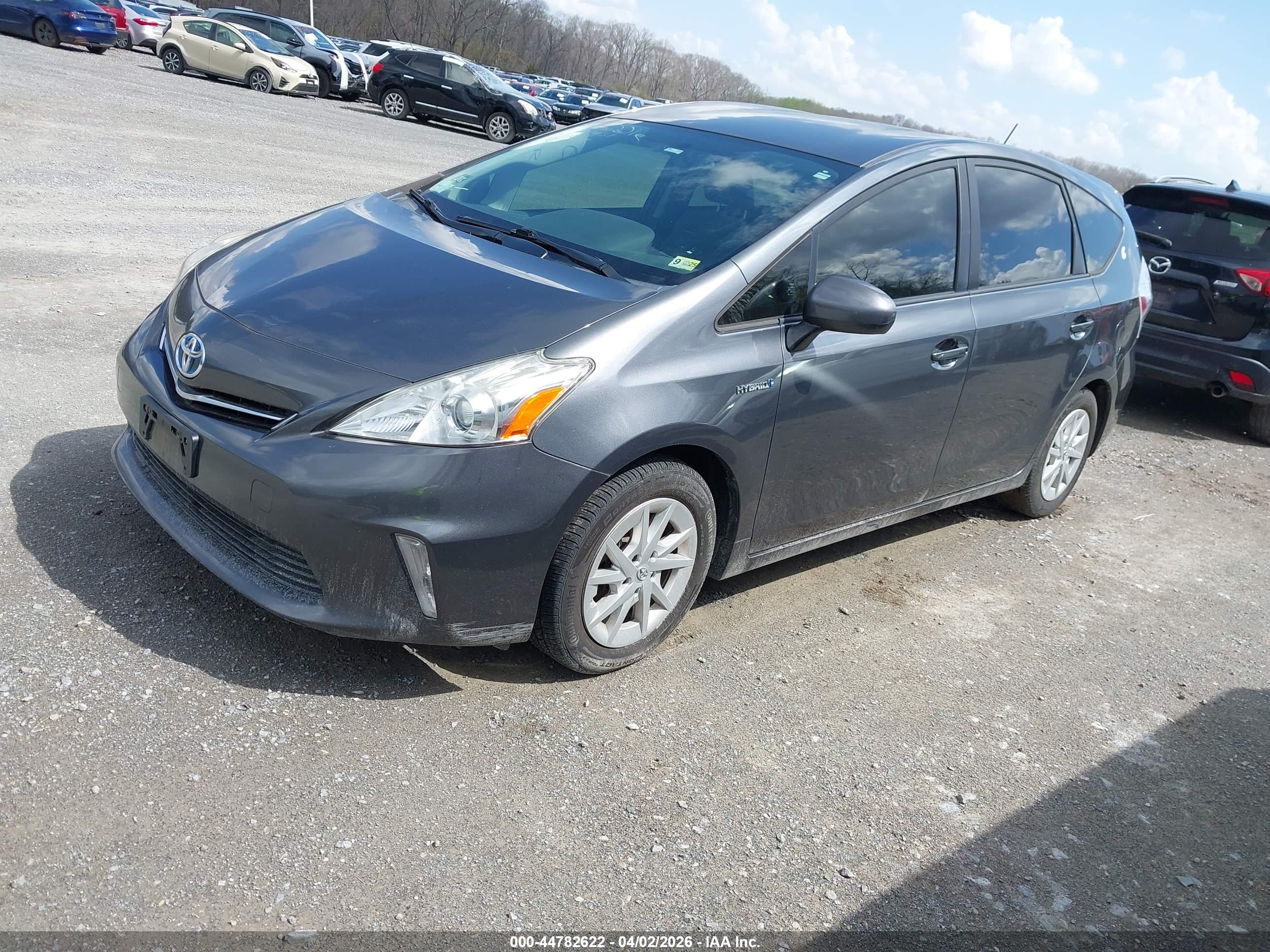 TOYOTA PRIUS image 2