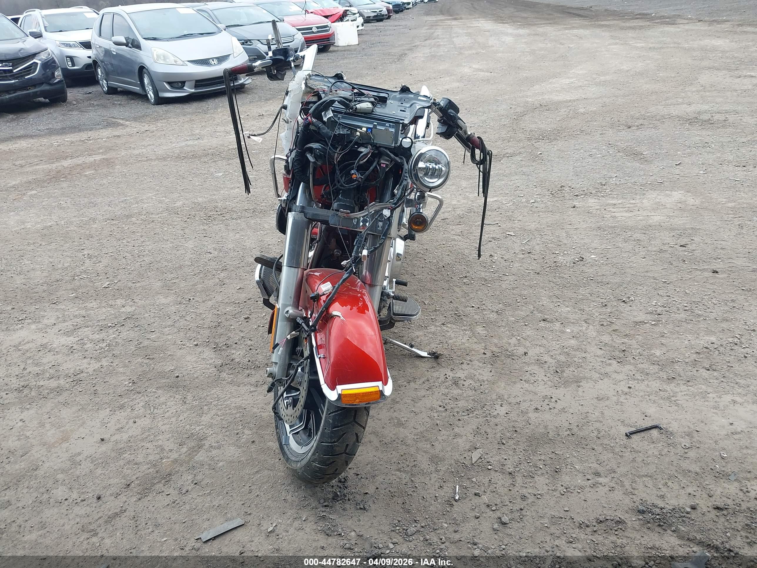 HARLEY-DAVIDSON FLHTCU image 5