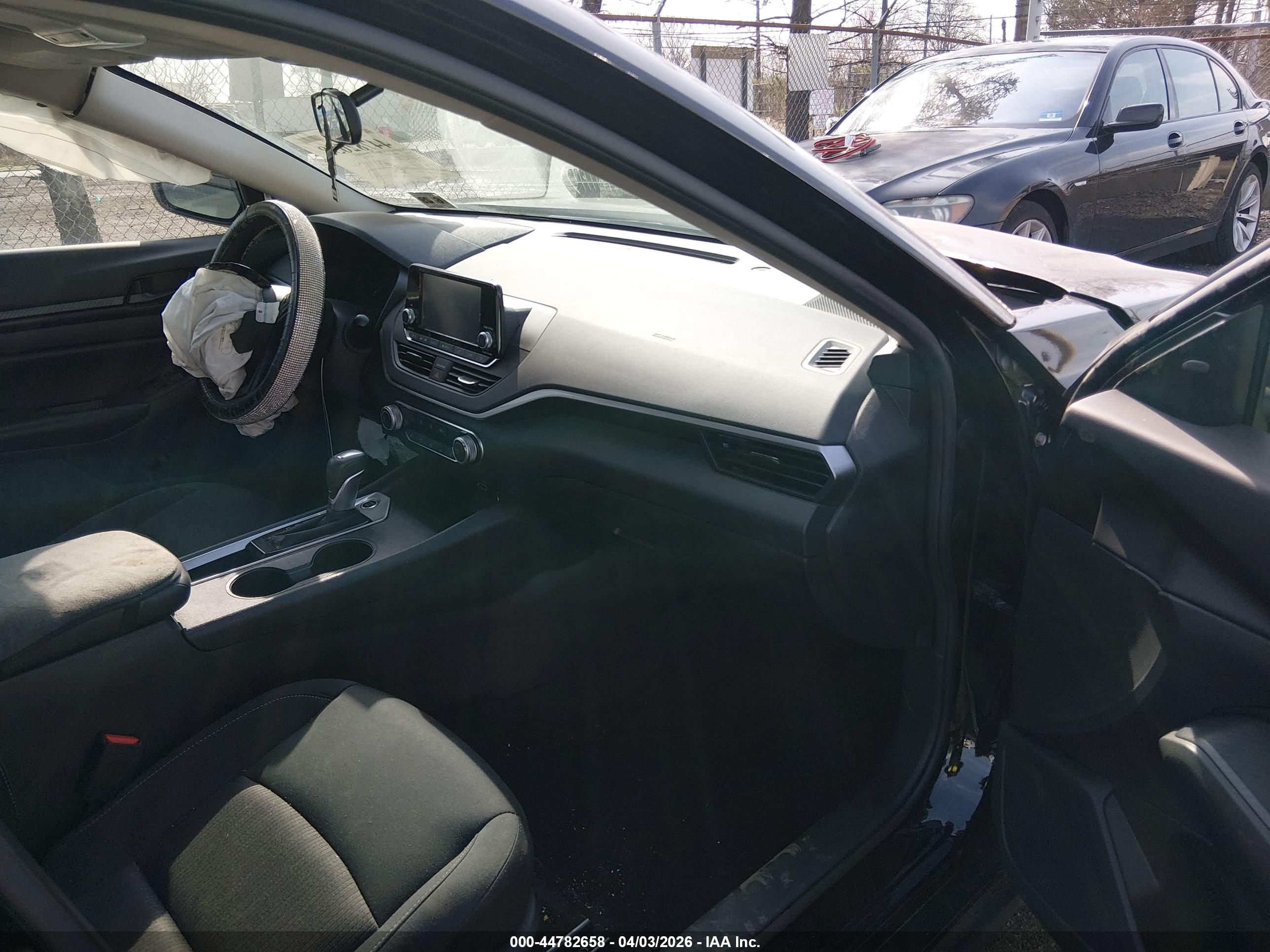 NISSAN ALTIMA image 5