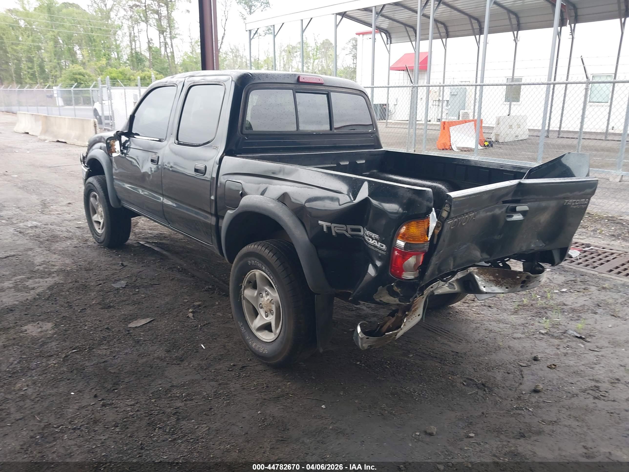 TOYOTA TACOMA image 3