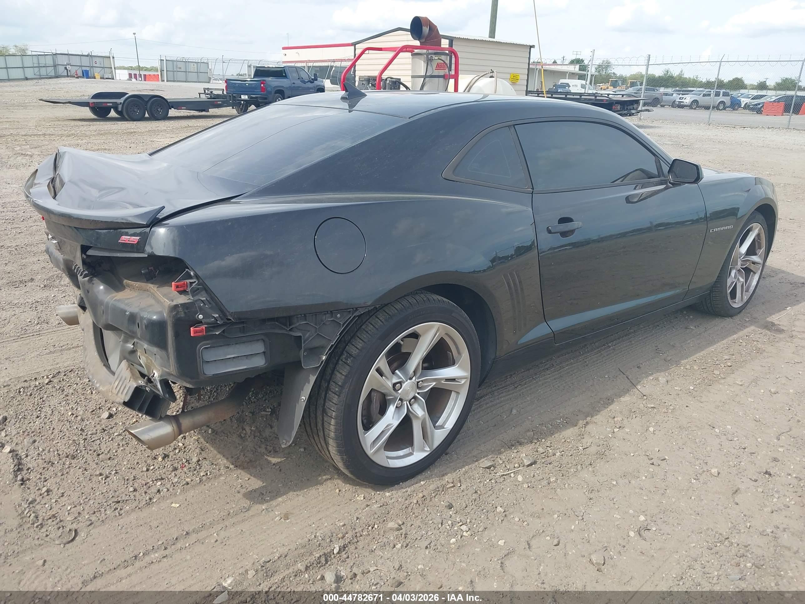 CHEVROLET CAMARO image 4