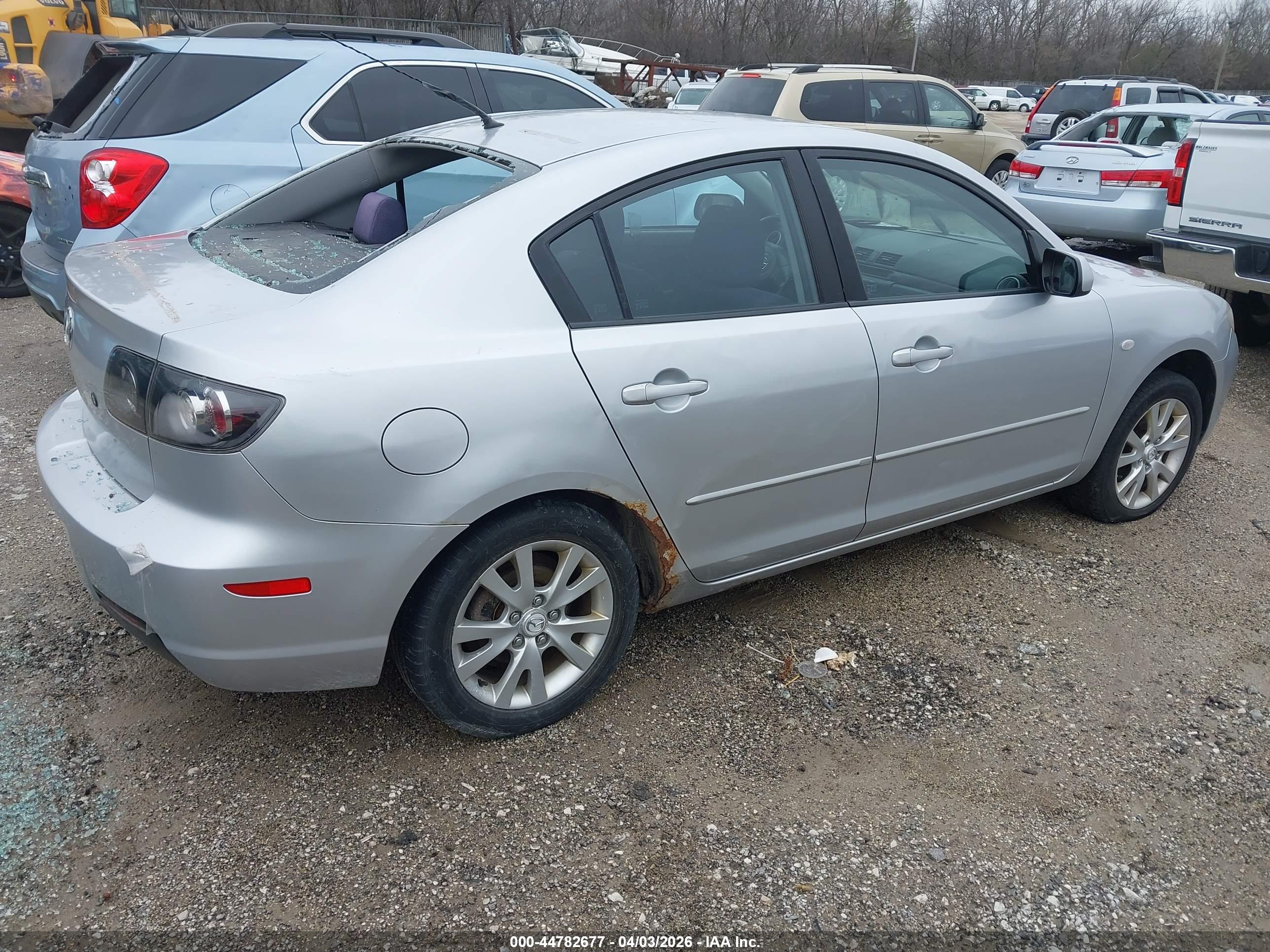 MAZDA MAZDA3 image 4