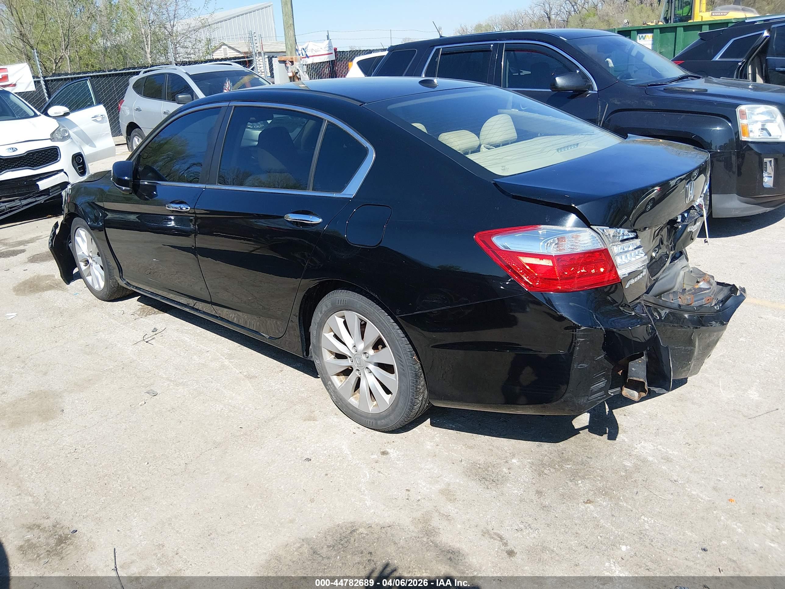 HONDA ACCORD image 3