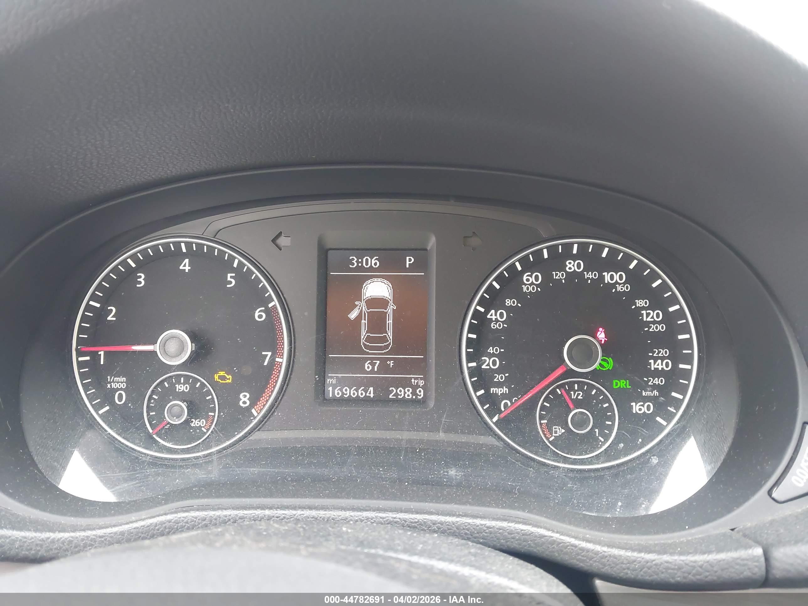 VOLKSWAGEN PASSAT image 7