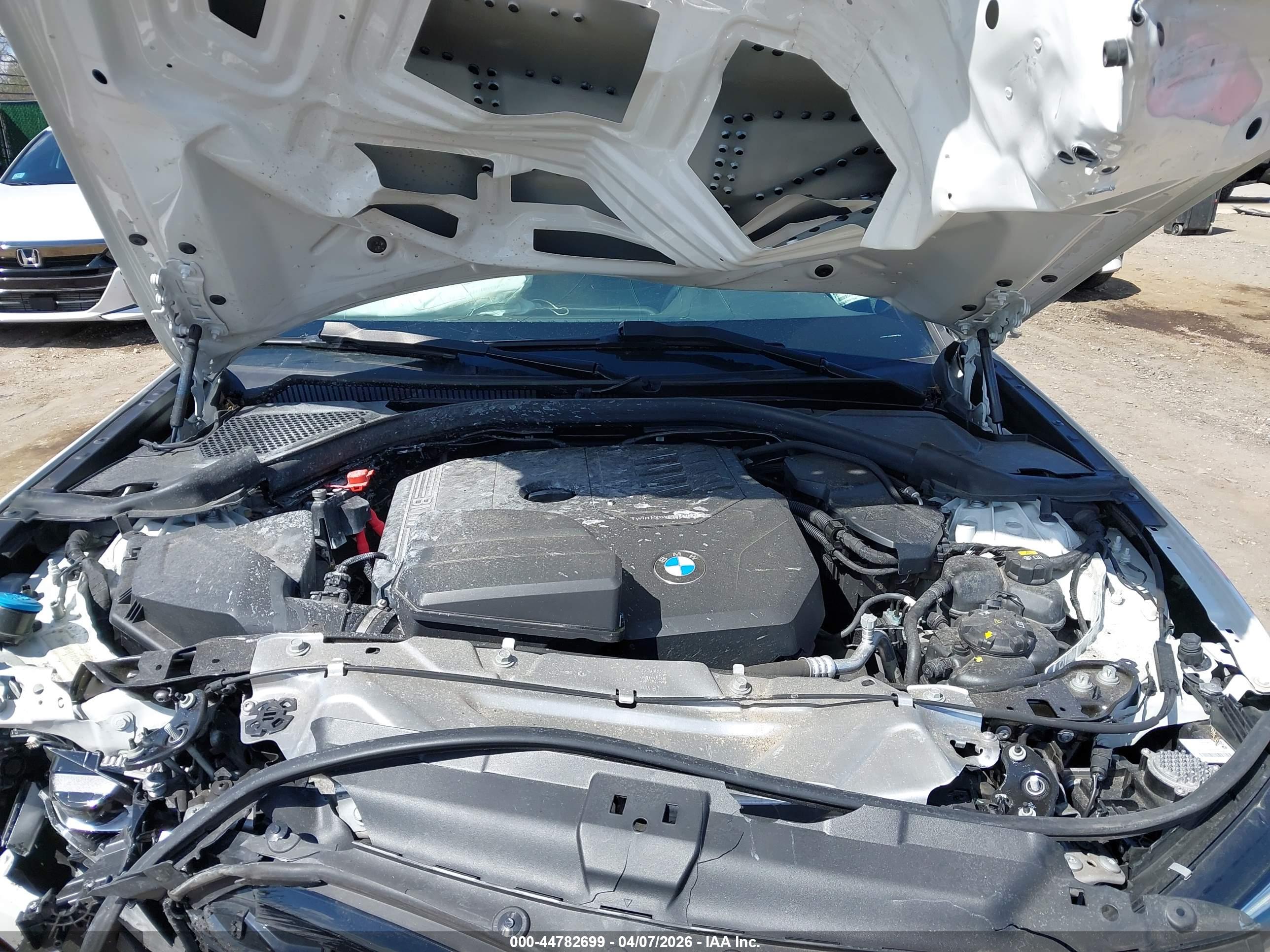 BMW 330I image 10
