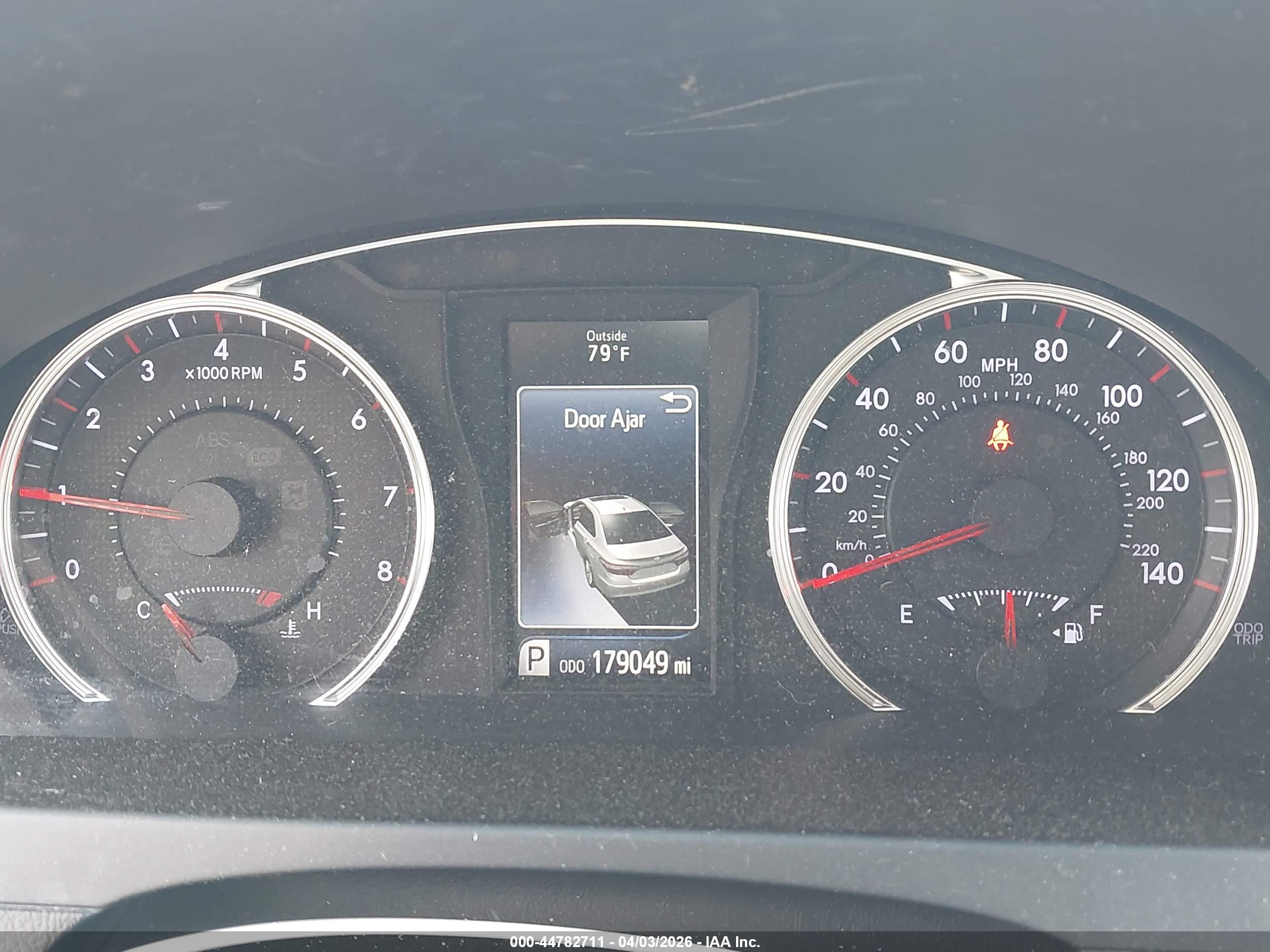 TOYOTA CAMRY image 7