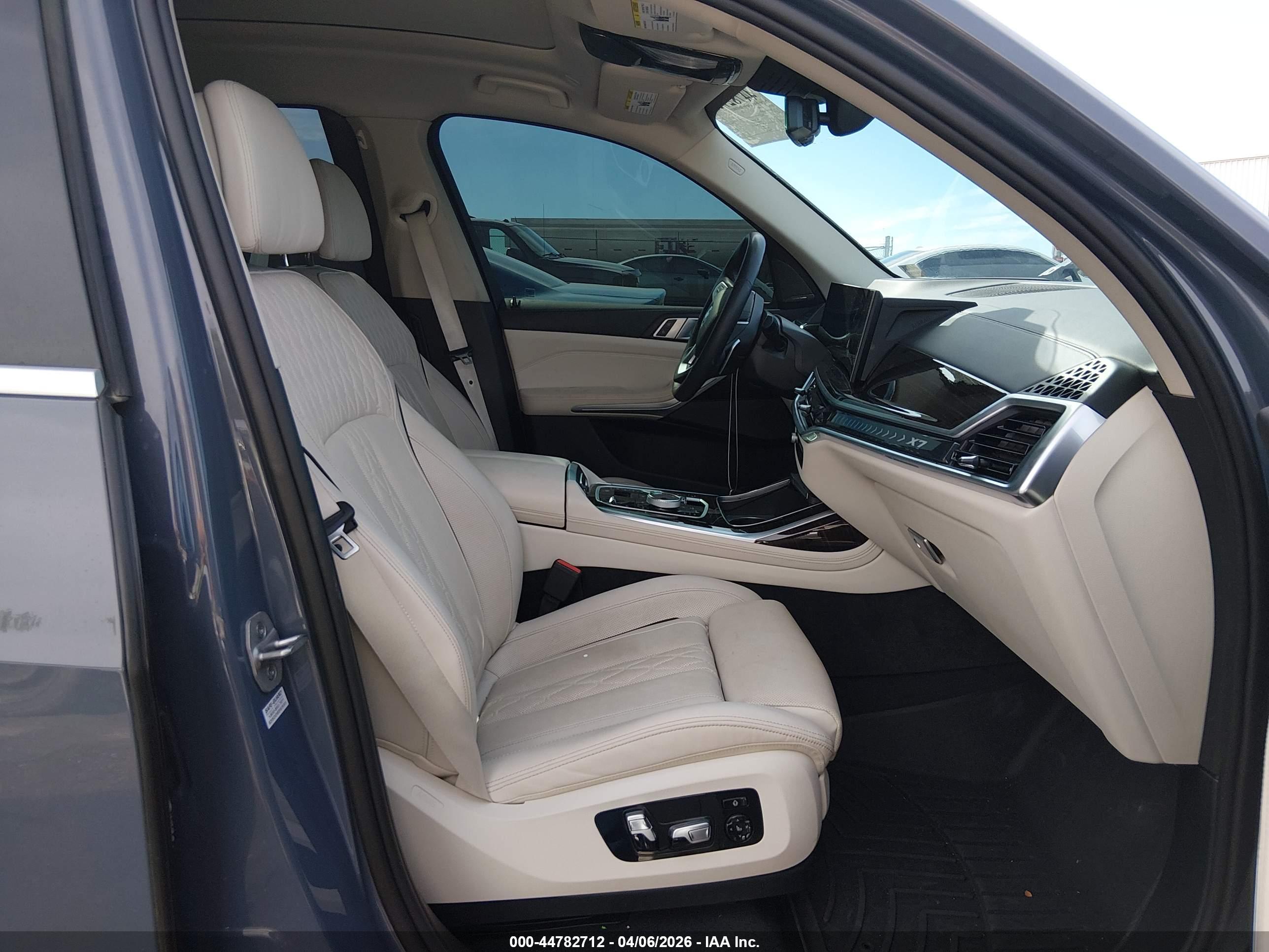 BMW X7 image 5