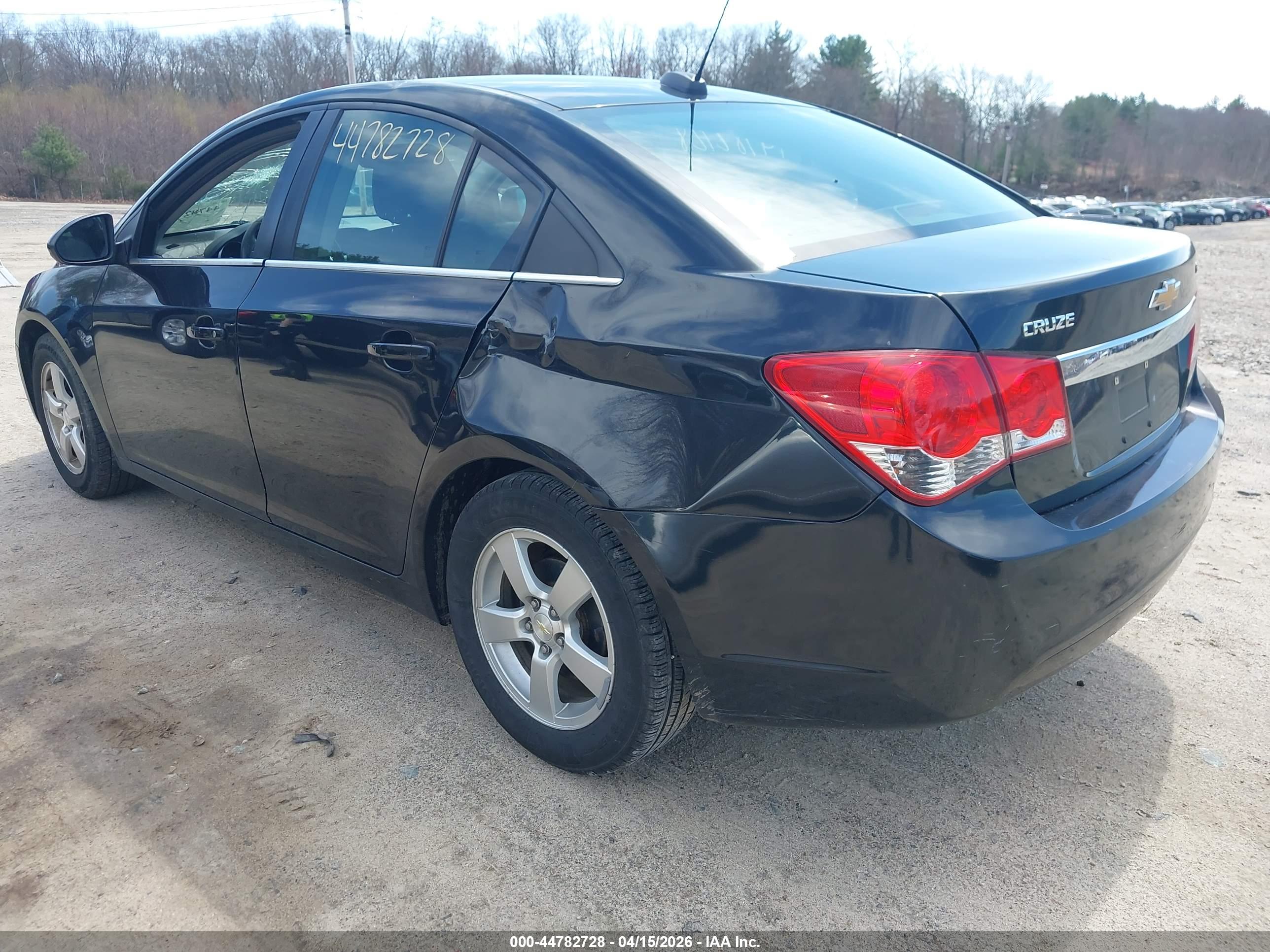 CHEVROLET CRUZE image 3