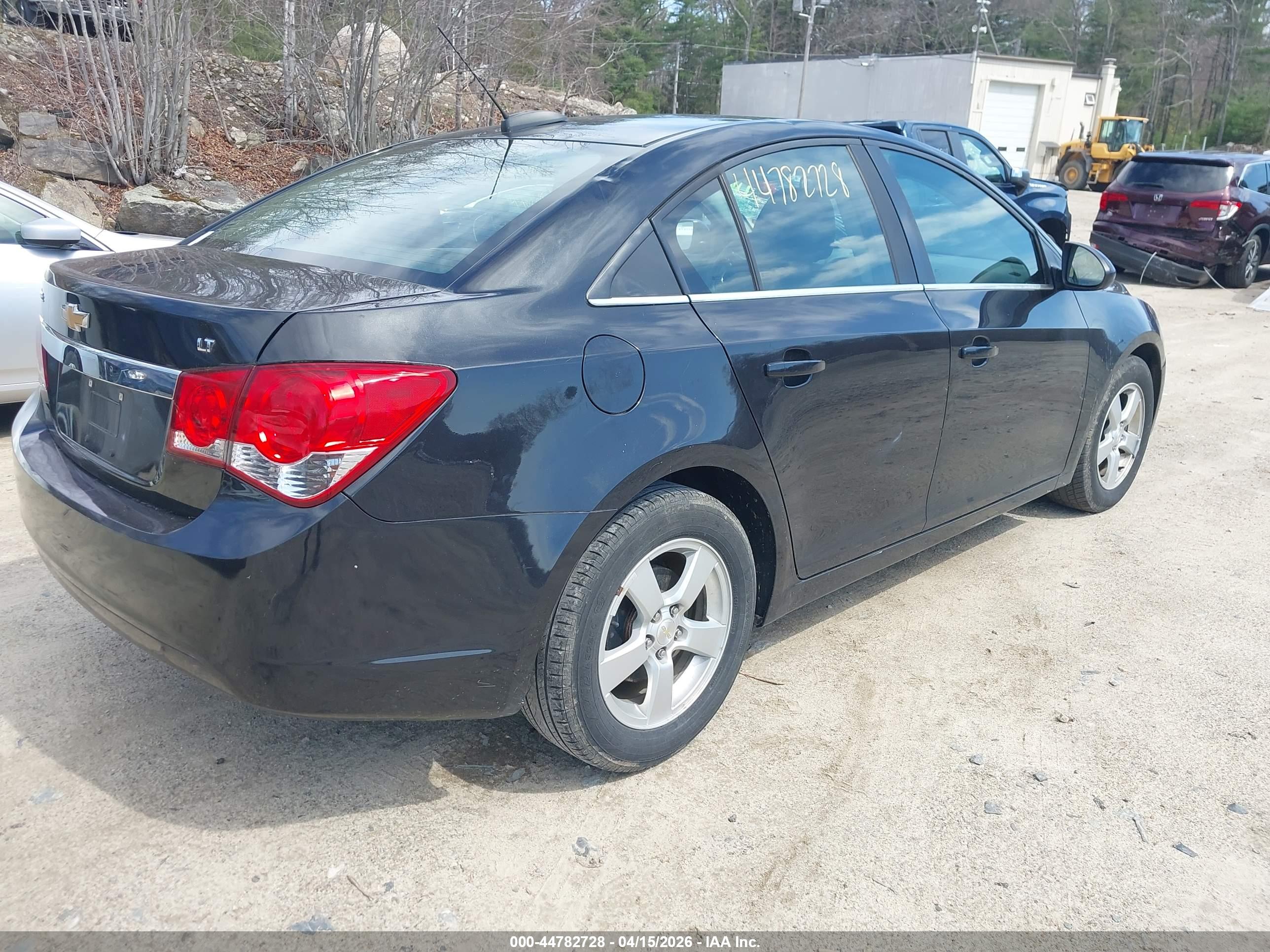 CHEVROLET CRUZE image 4