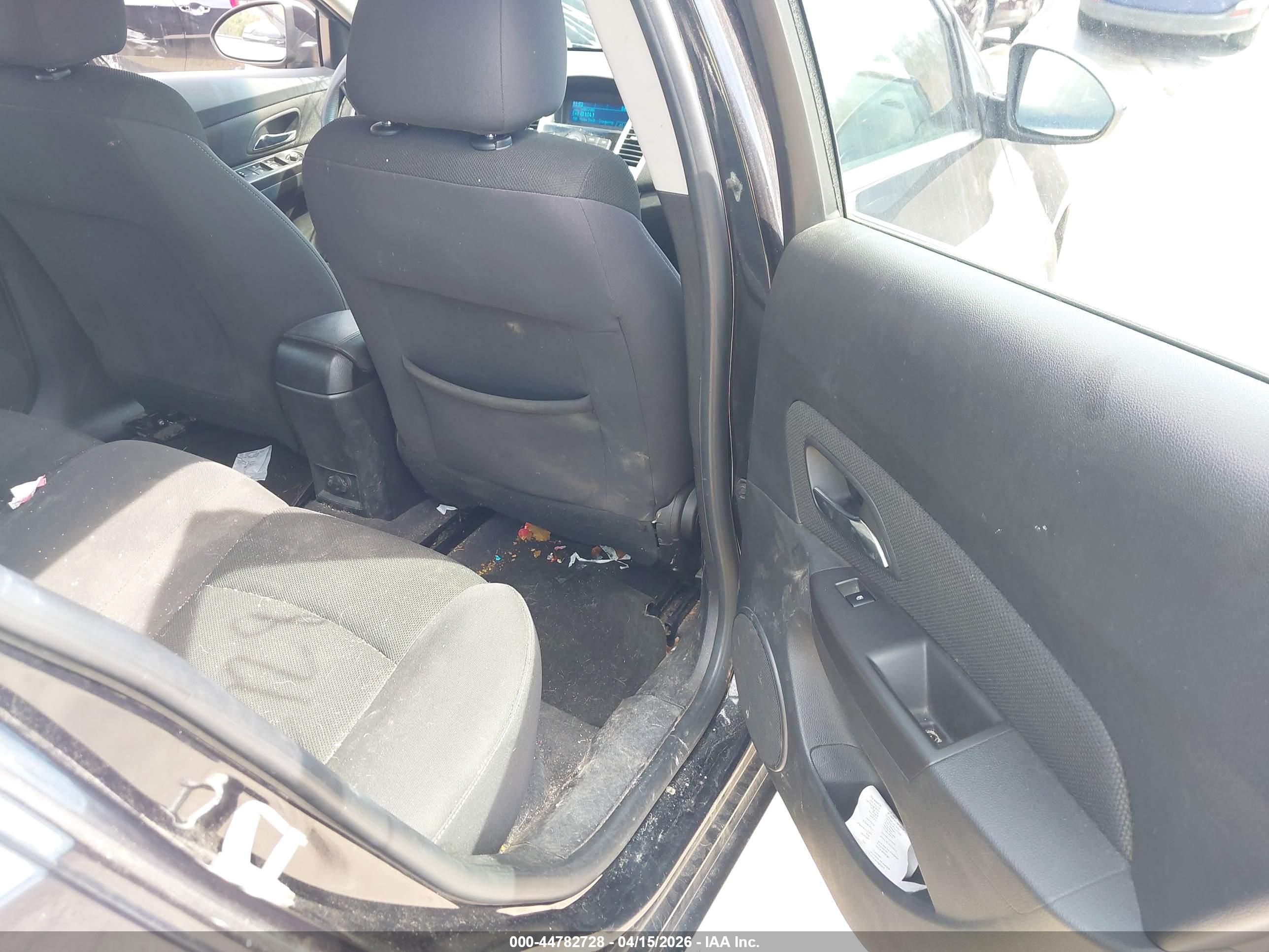 CHEVROLET CRUZE image 8