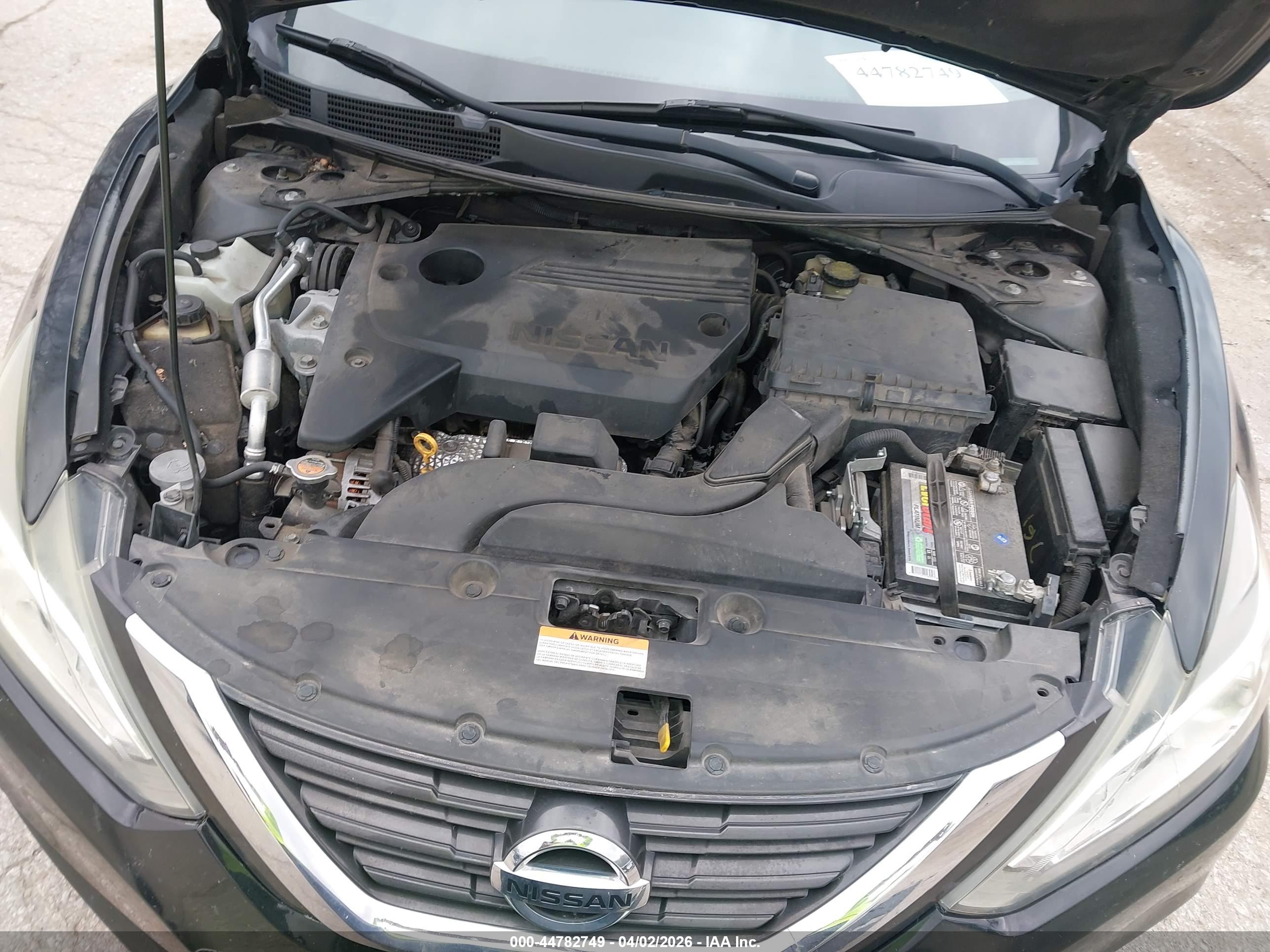 NISSAN ALTIMA image 10