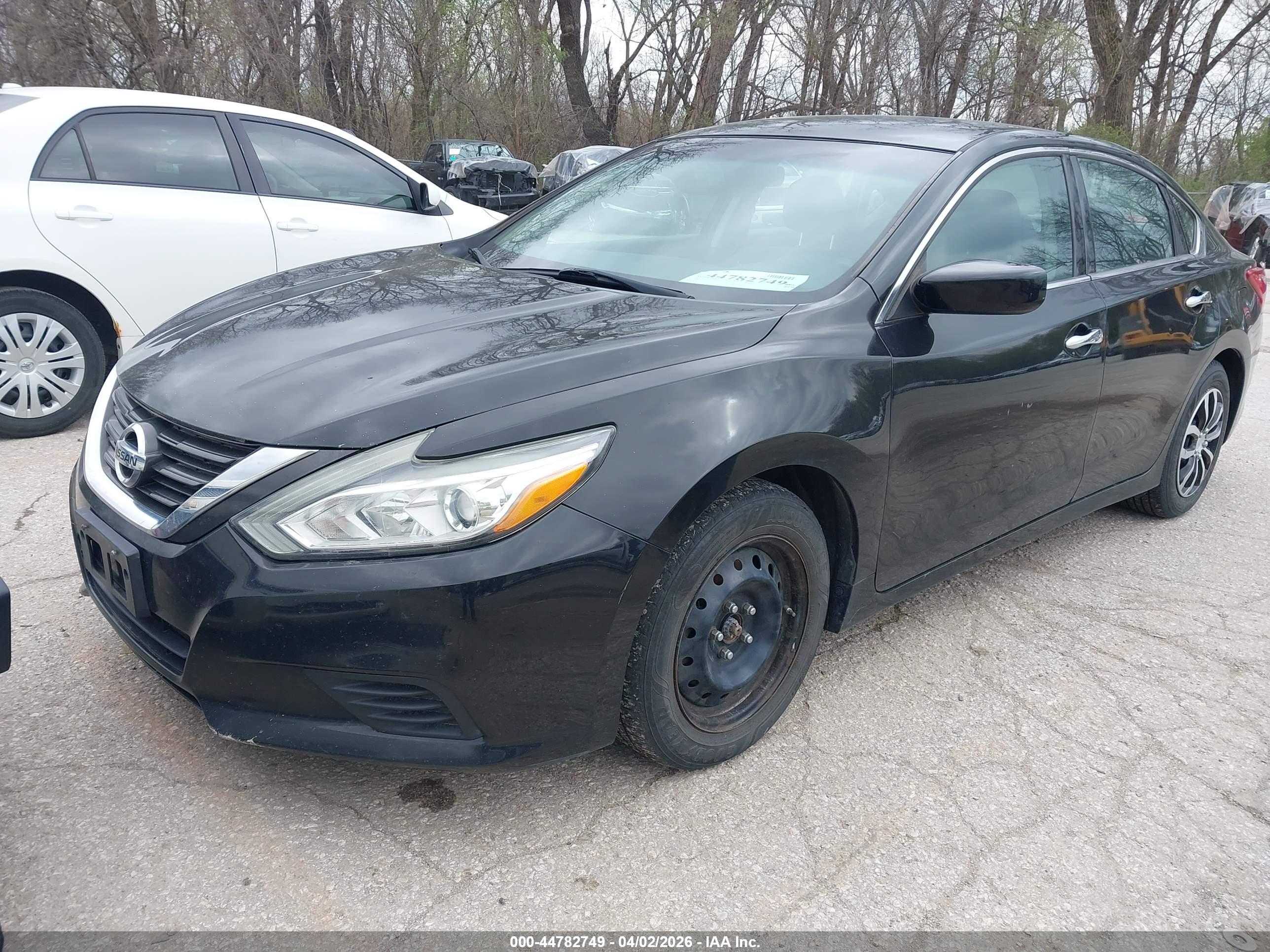 NISSAN ALTIMA image 2