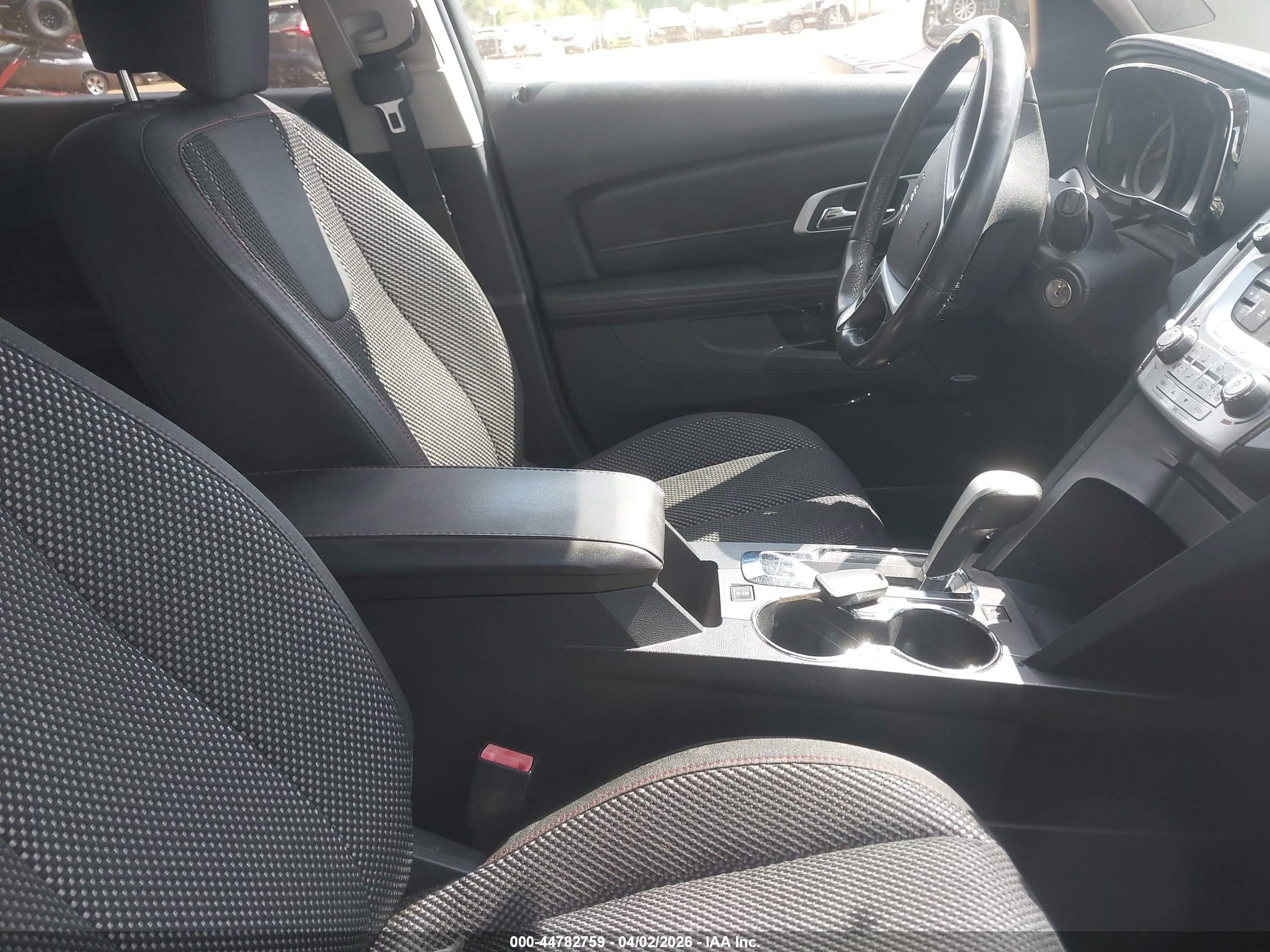 GMC TERRAIN image 5