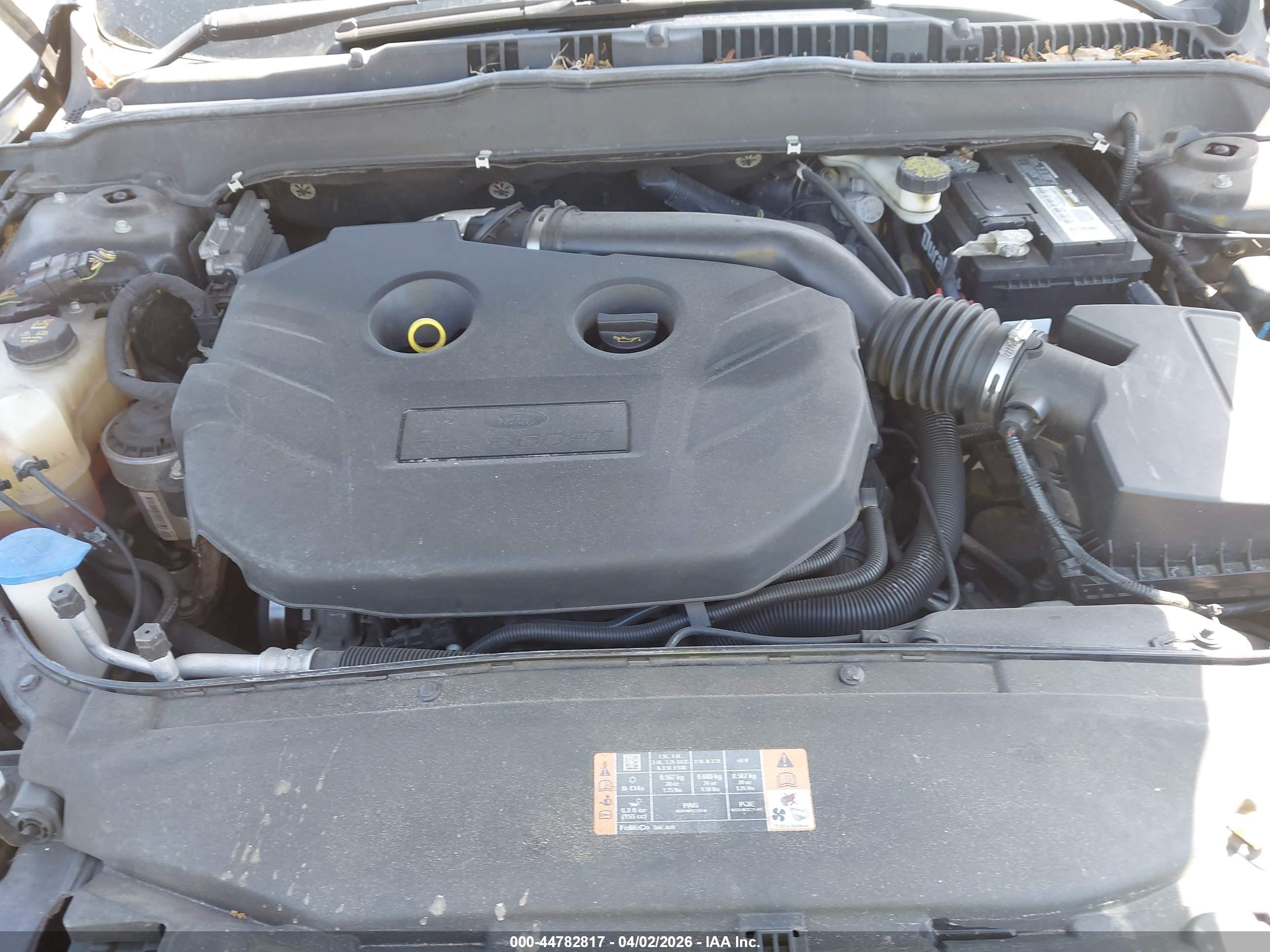 FORD FUSION image 10