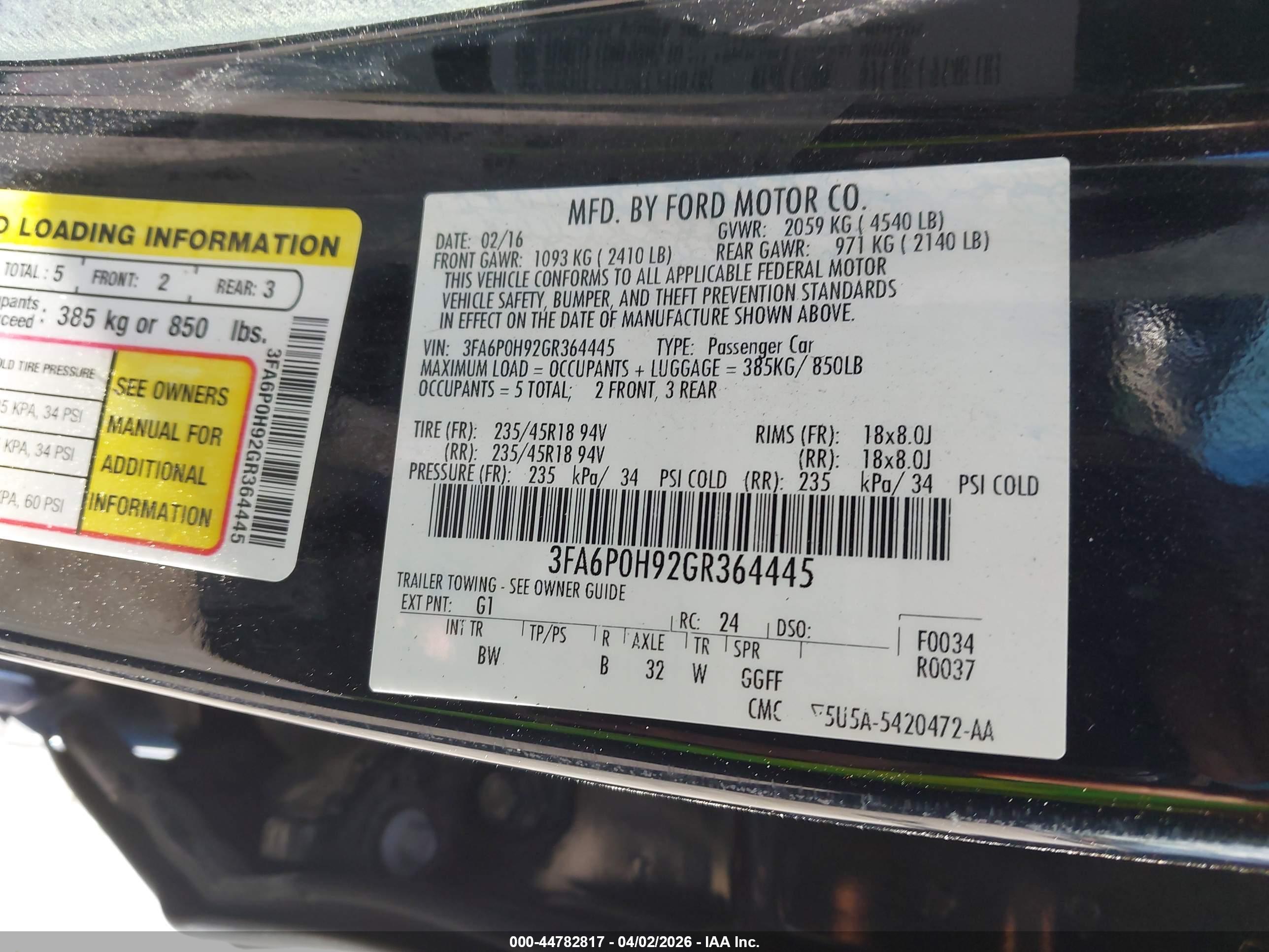 FORD FUSION image 9