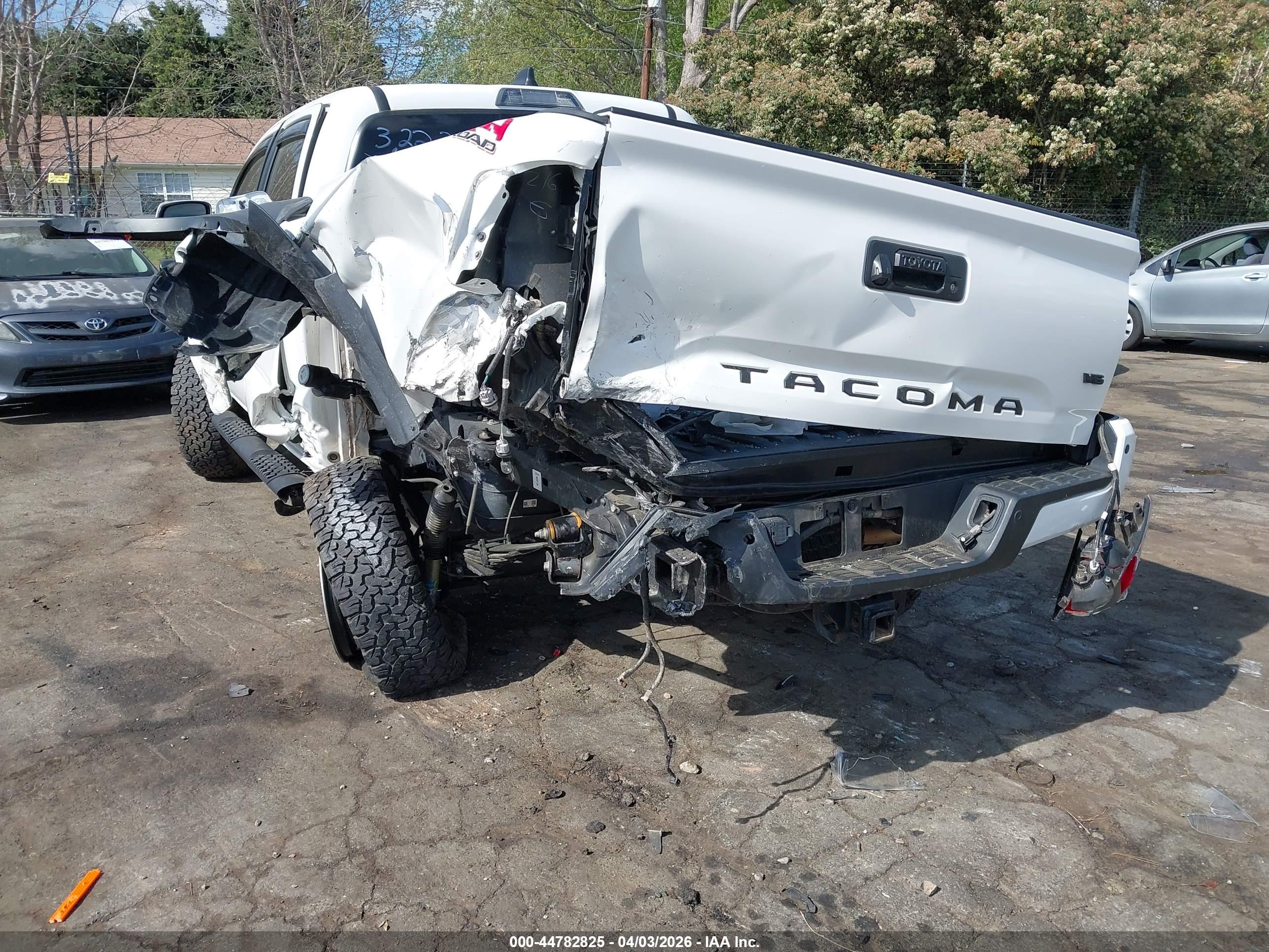 TOYOTA TACOMA image 6