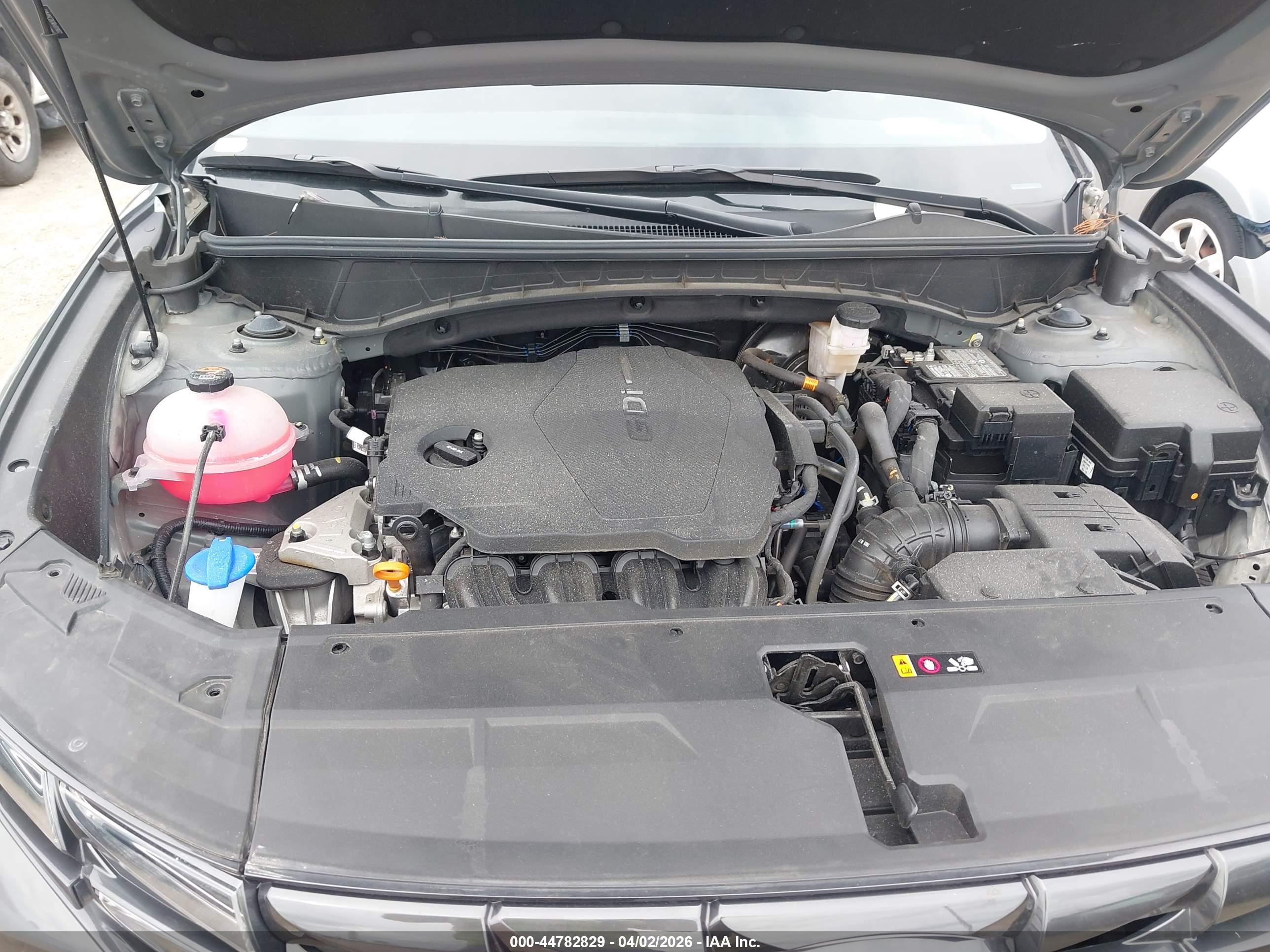 HYUNDAI TUCSON image 10
