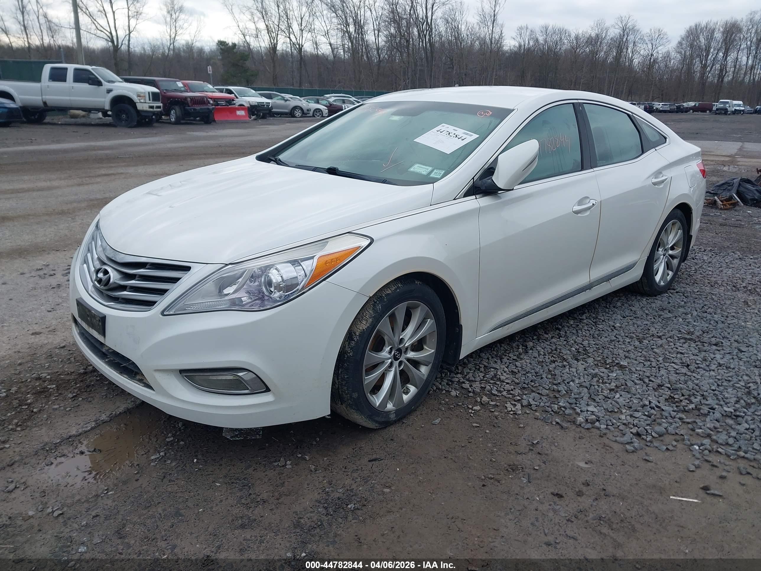 HYUNDAI AZERA image 2