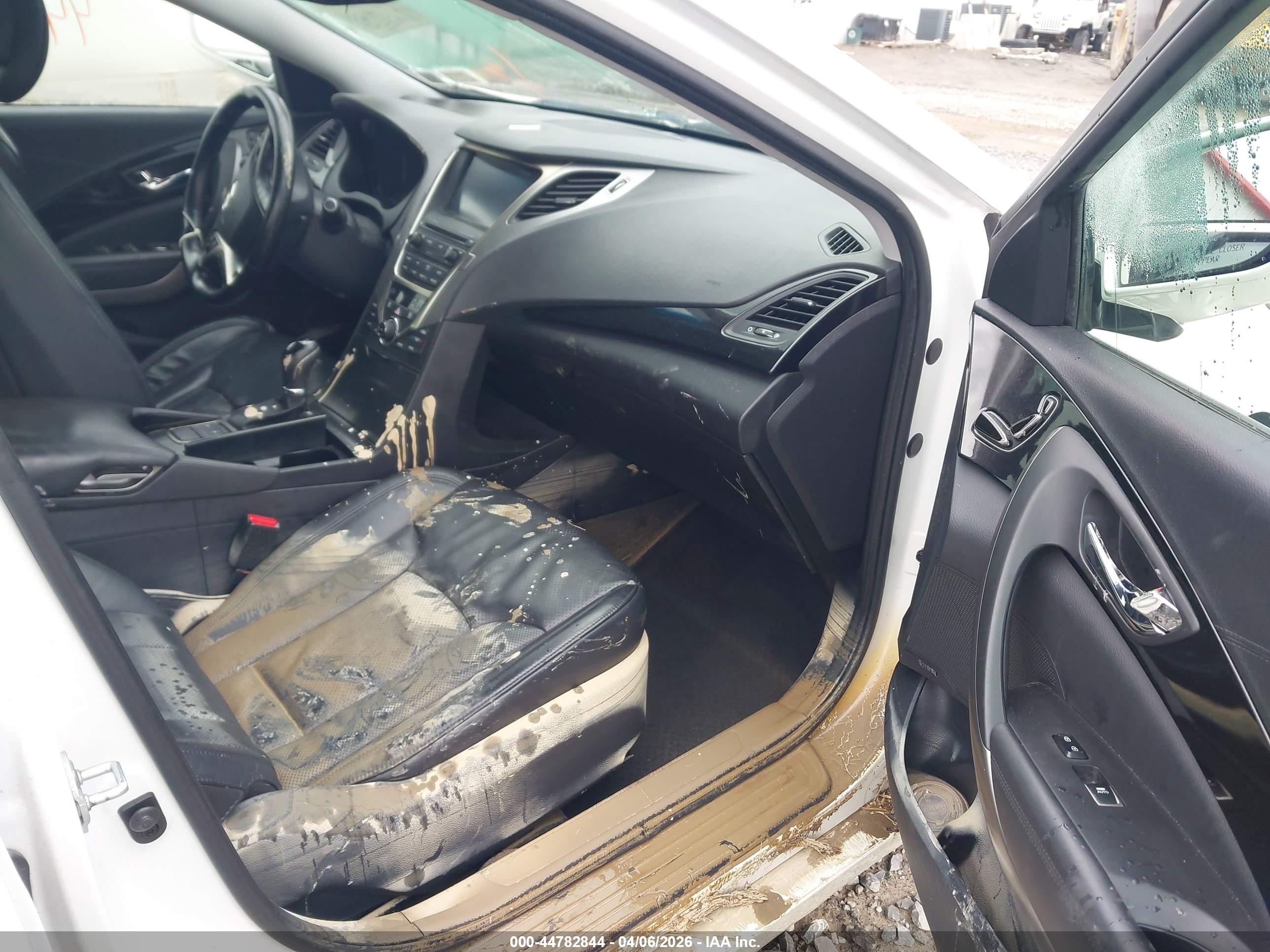 HYUNDAI AZERA image 5