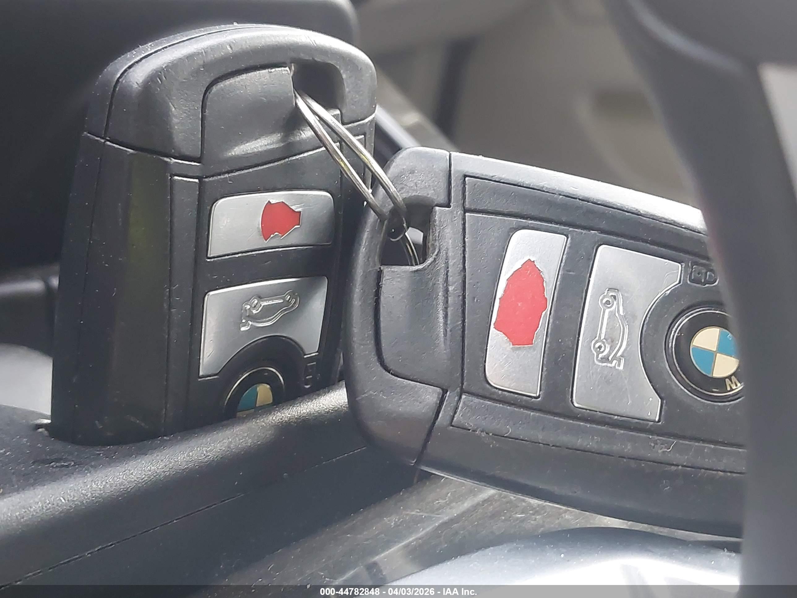 BMW 528I image 11
