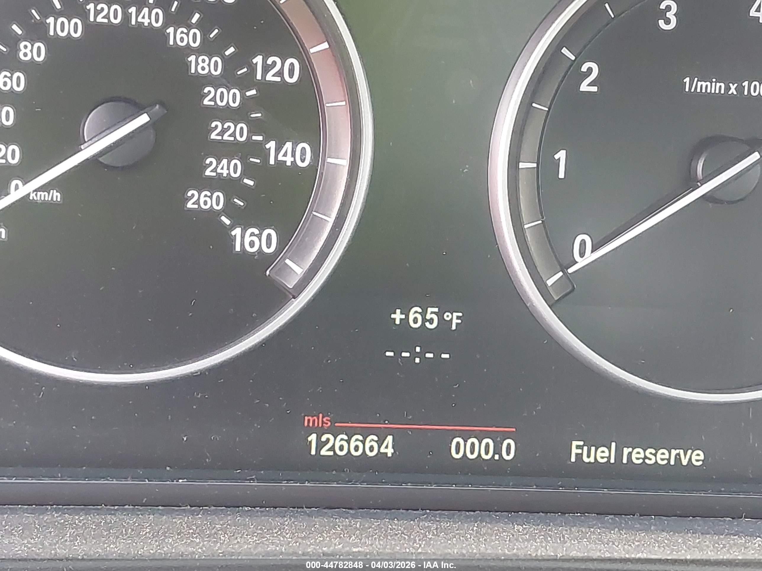 BMW 528I image 7