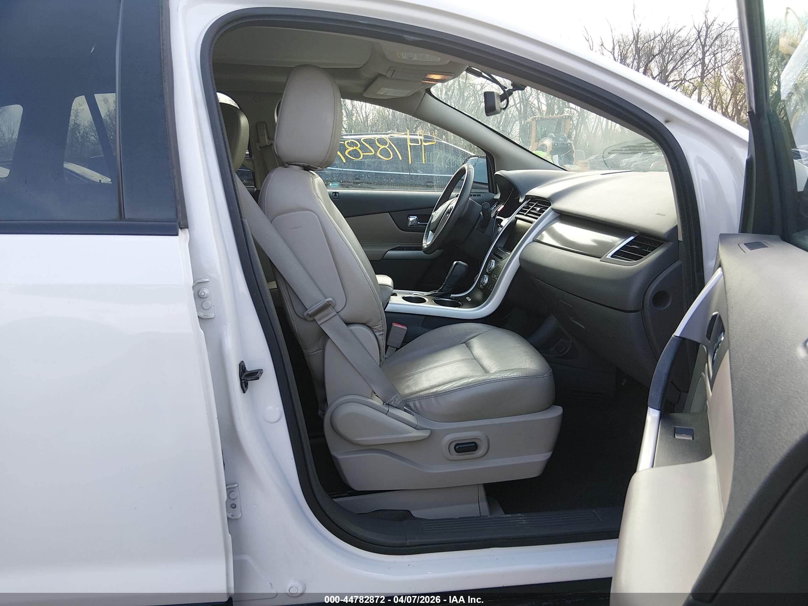 FORD EDGE image 5