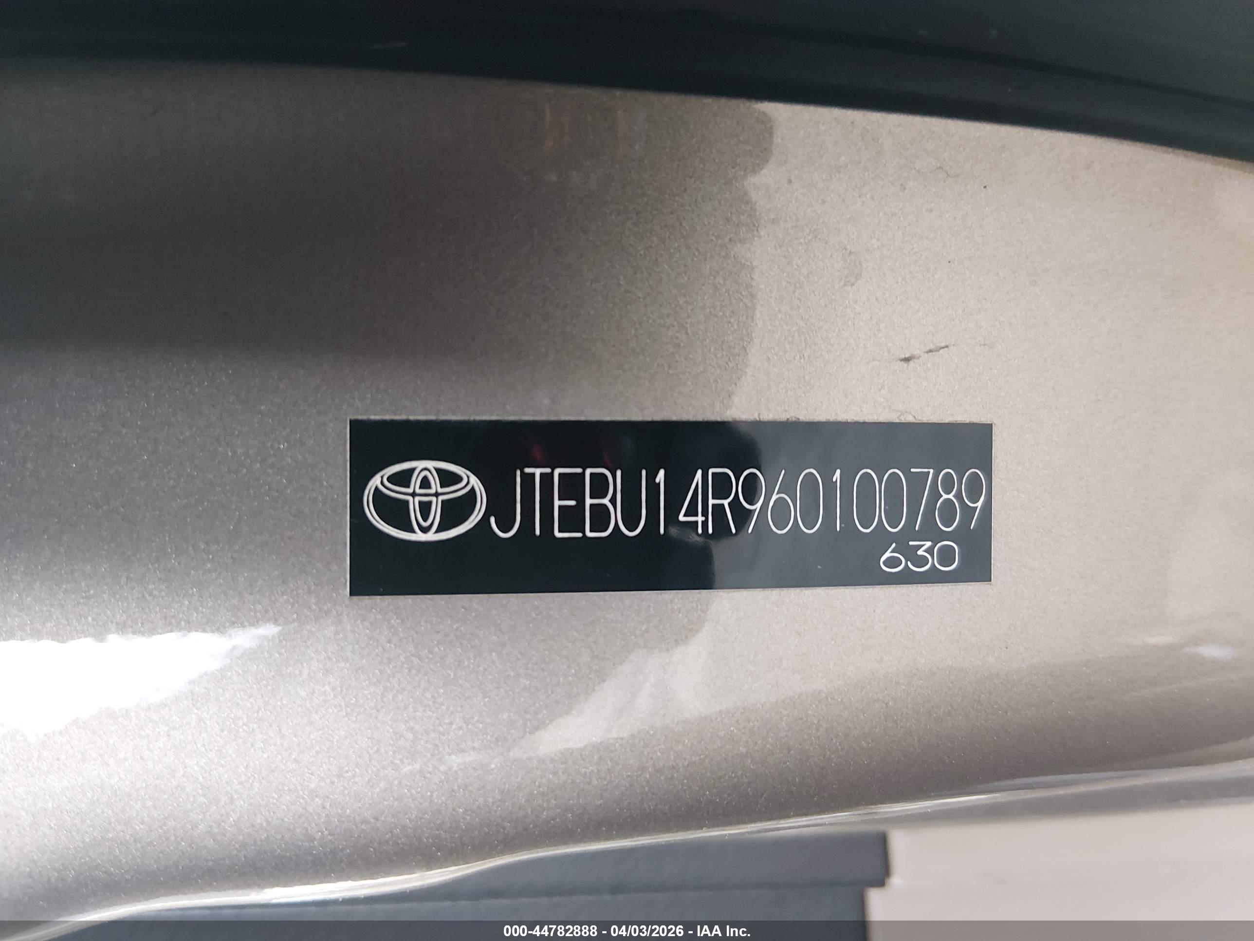 TOYOTA 4RUNNER image 9