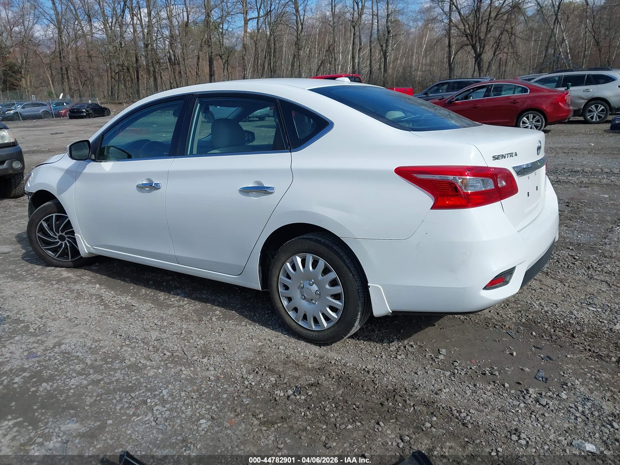NISSAN SENTRA image 3
