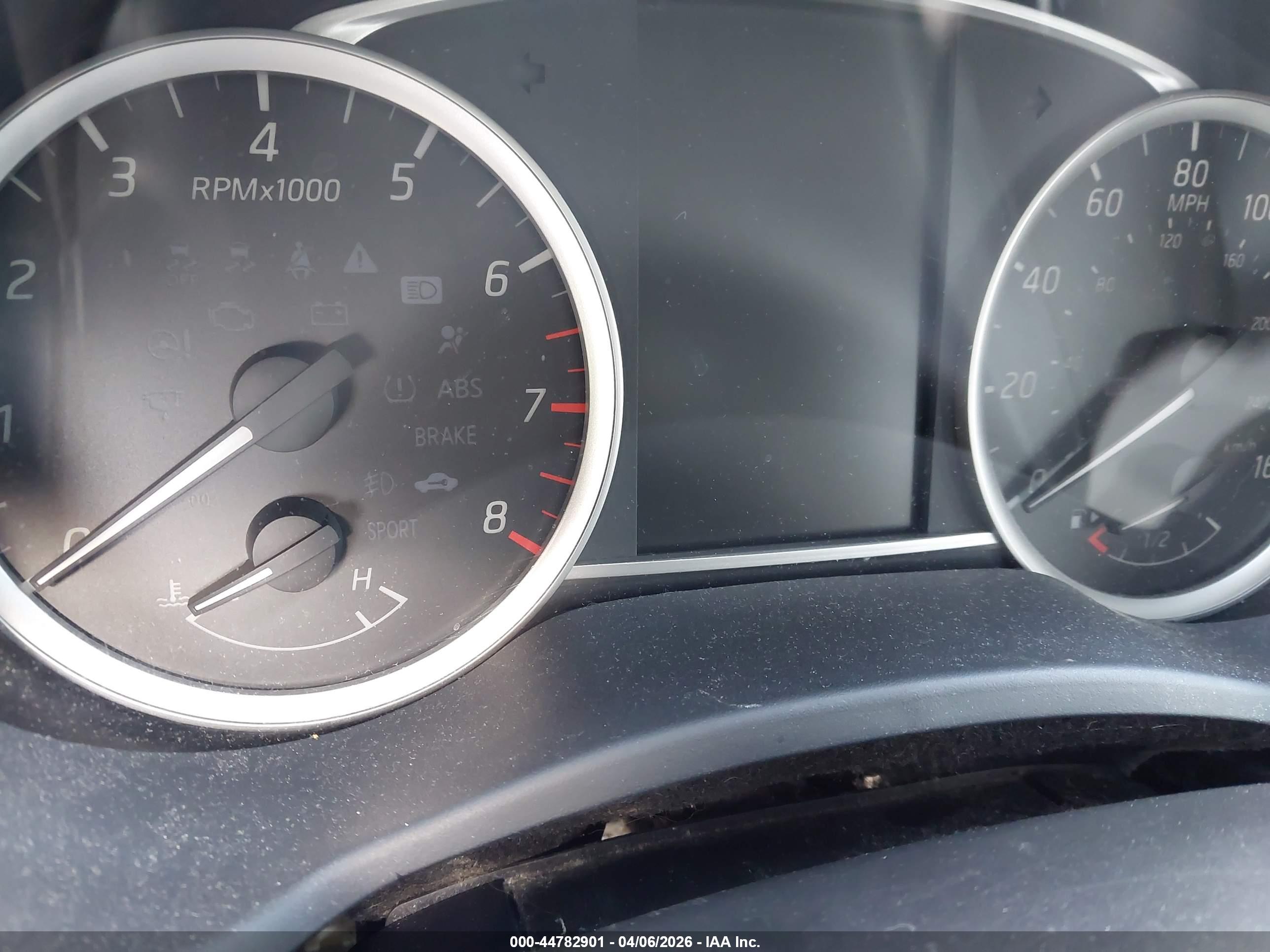 NISSAN SENTRA image 7