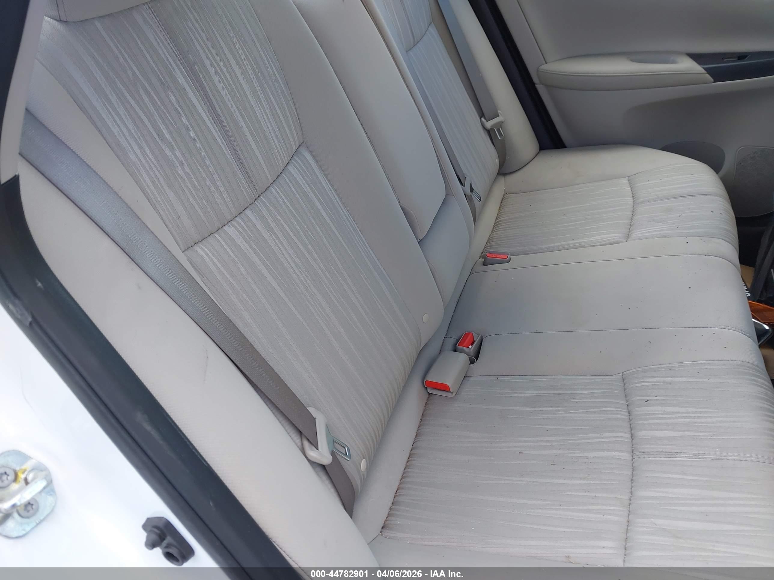 NISSAN SENTRA image 8
