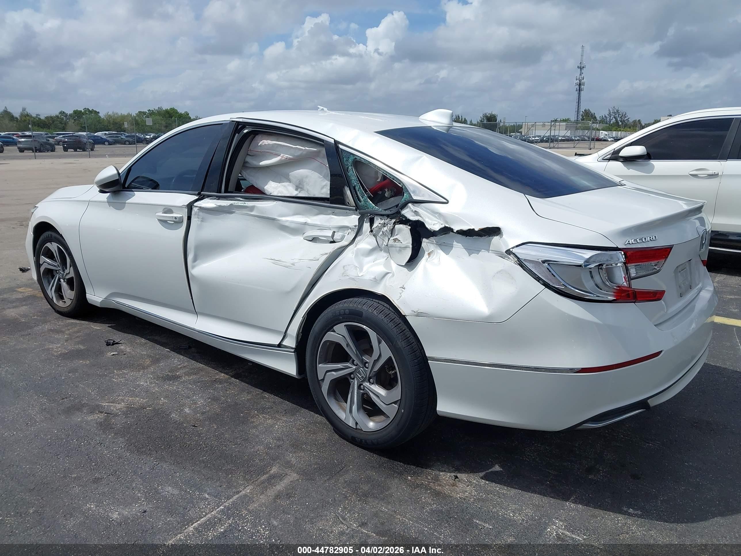 HONDA ACCORD image 3