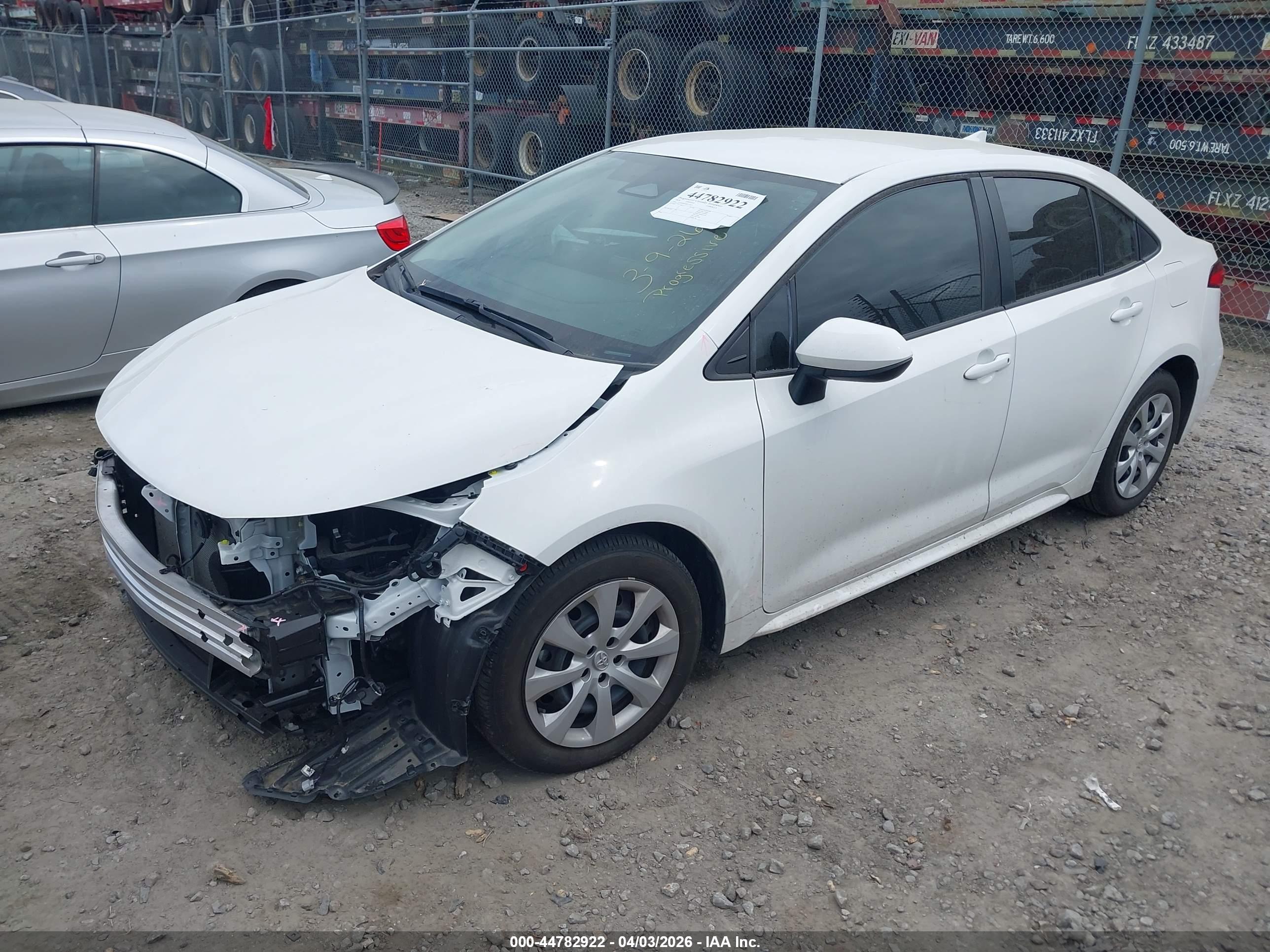 TOYOTA COROLLA image 2
