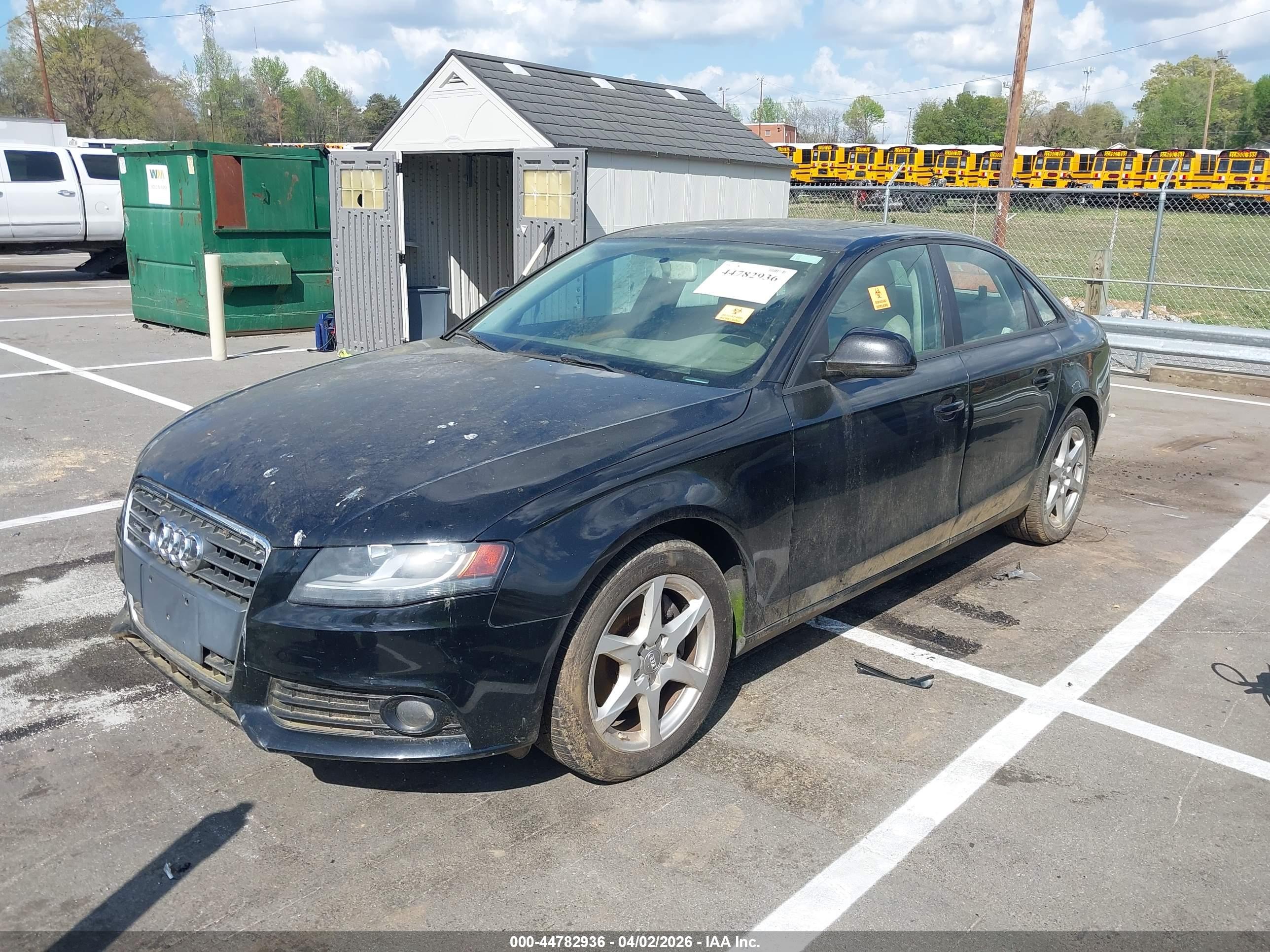 AUDI A4 image 2