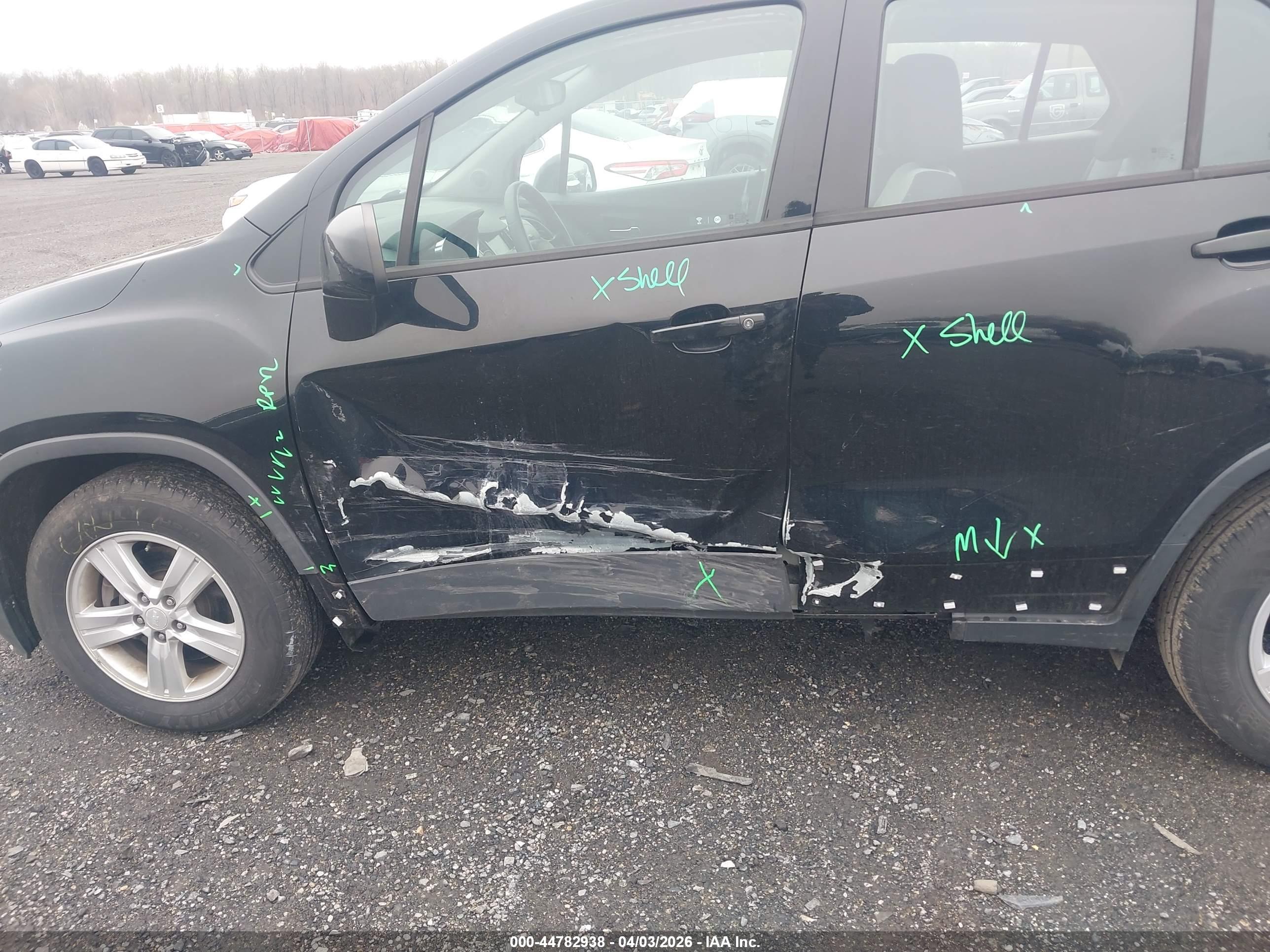 CHEVROLET TRAX image 6