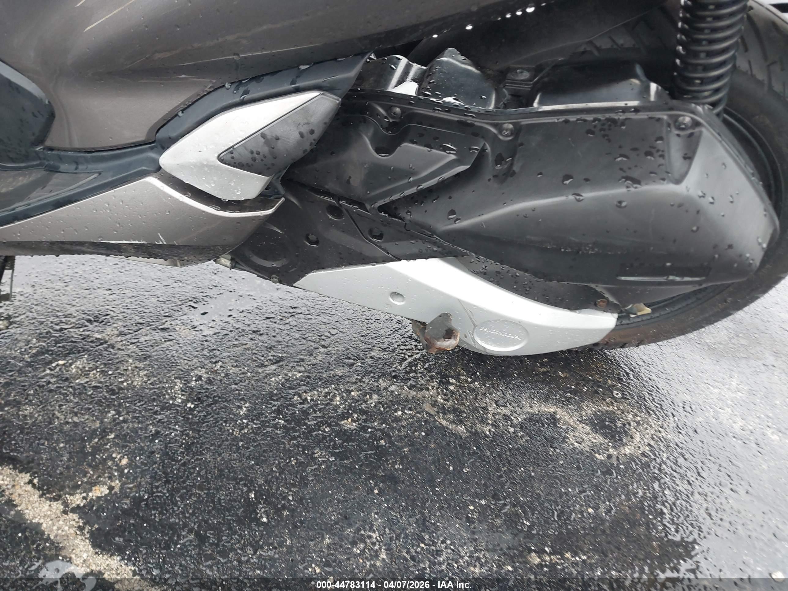 HONDA WW150 image 9